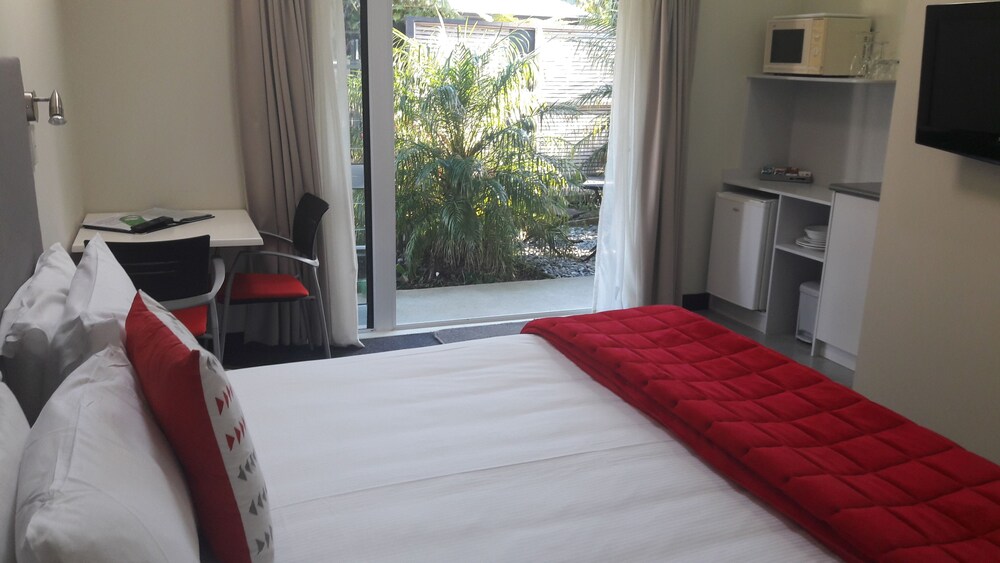 Southpacific Motel and Conferance Centre