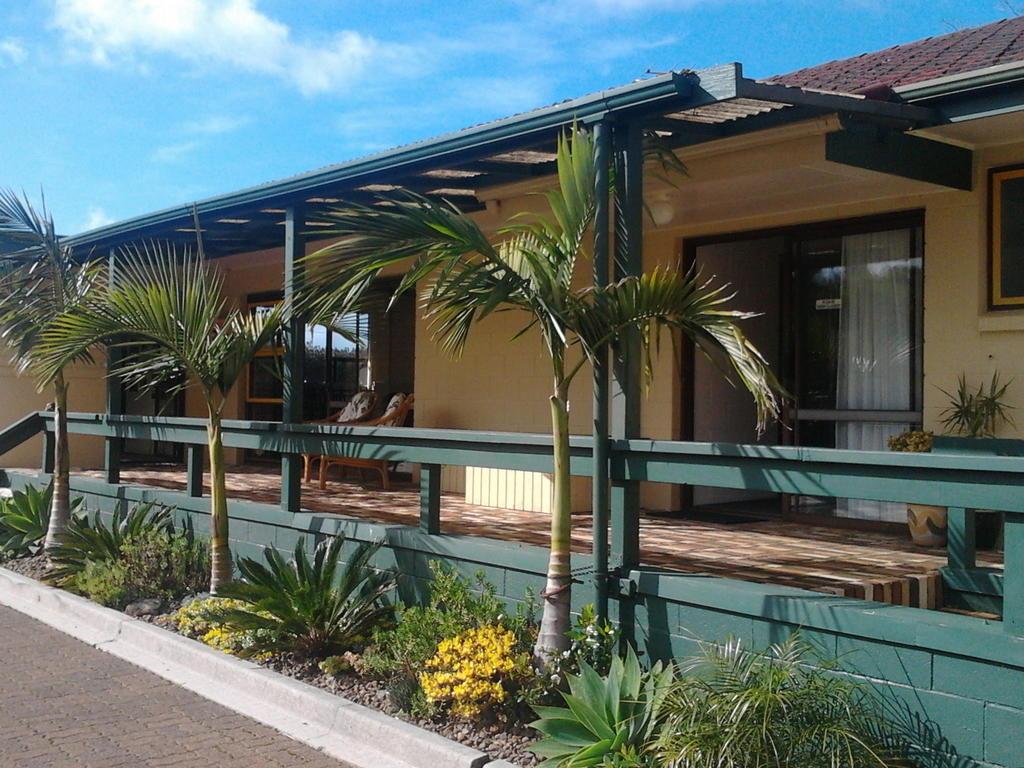 Aotearoa Lodge & Tours