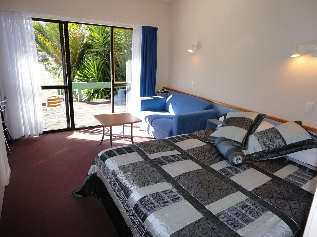 Aotearoa Lodge & Tours