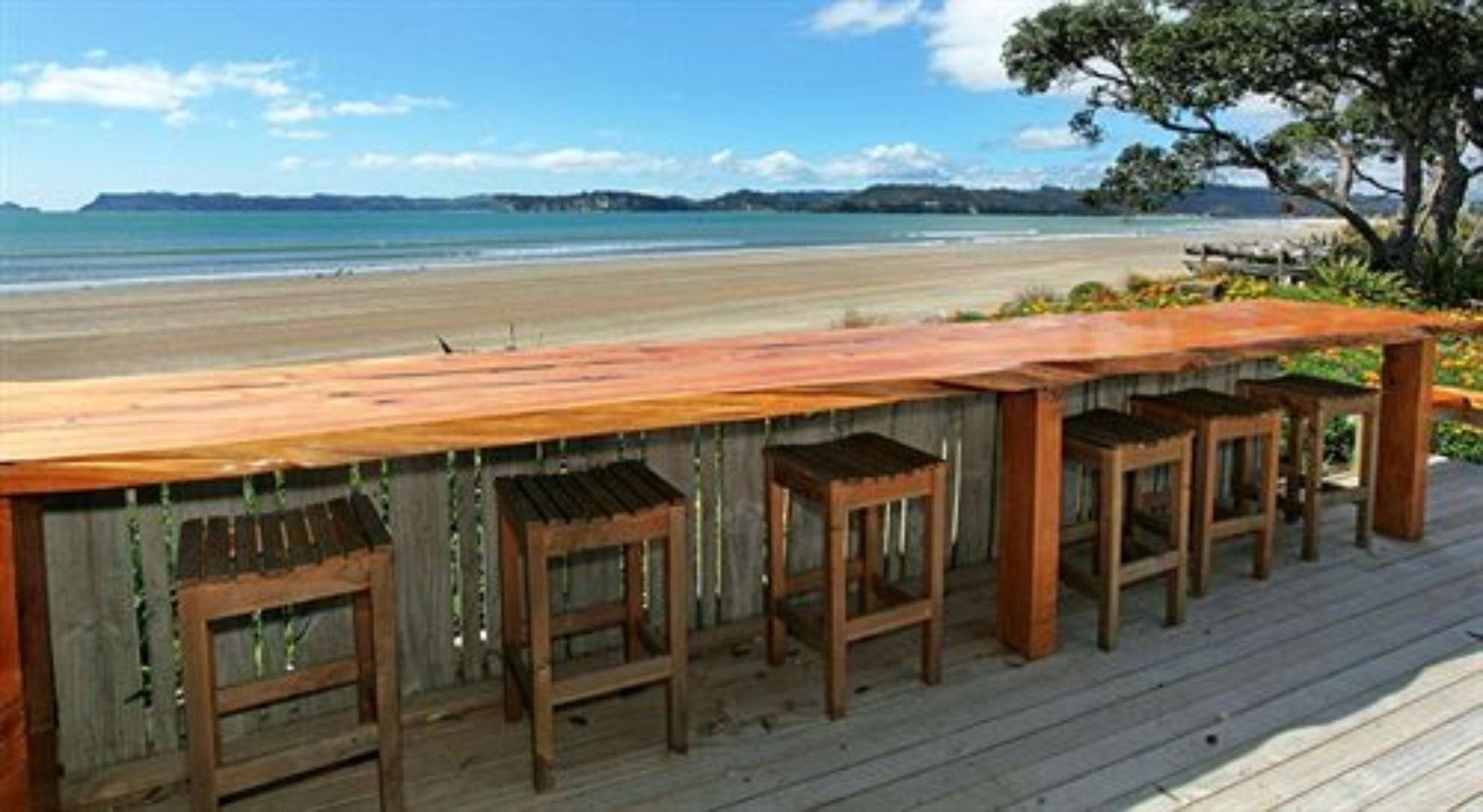 Beachfront Resort - Mercury Bay