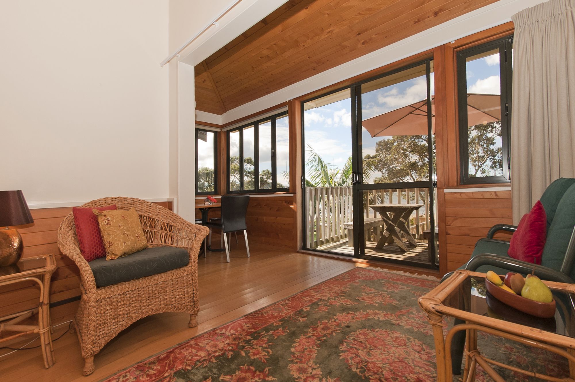Beachfront Resort - Mercury Bay
