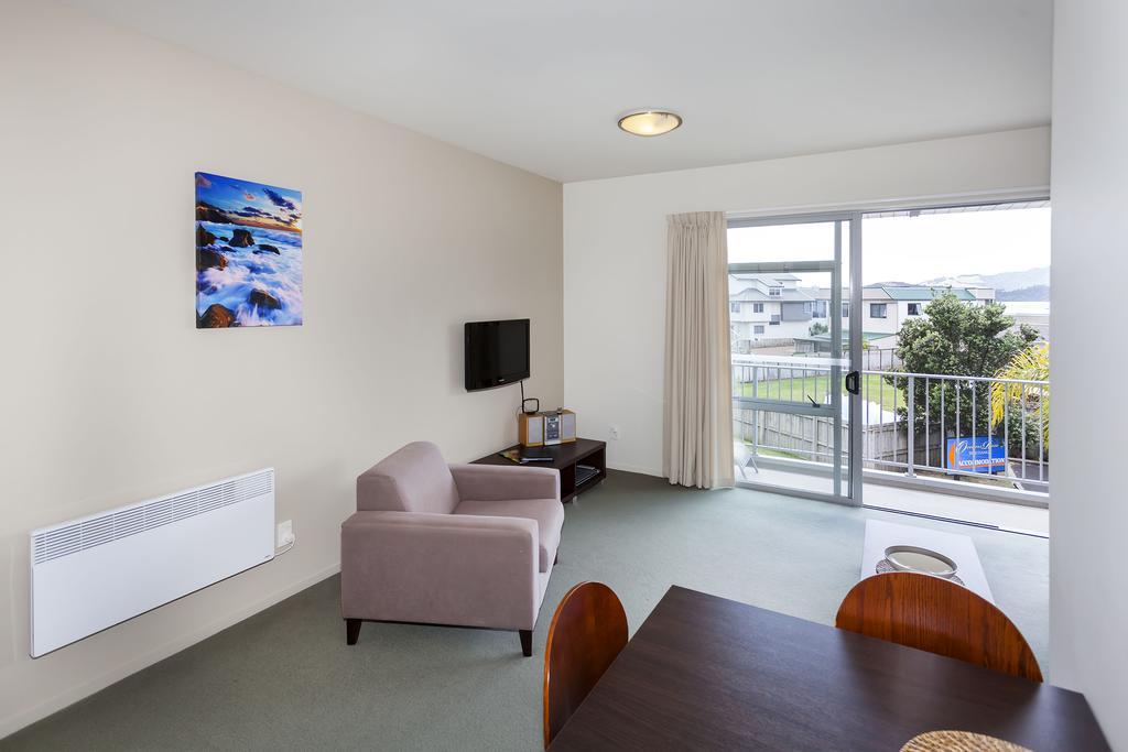 Beachside Resort Motel