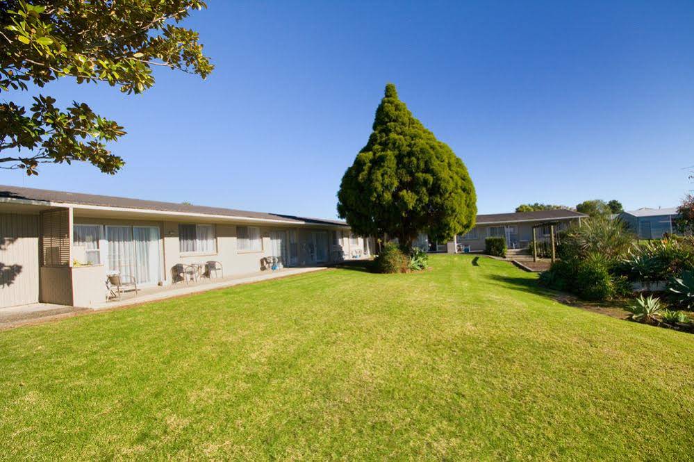 Peninsula Motel