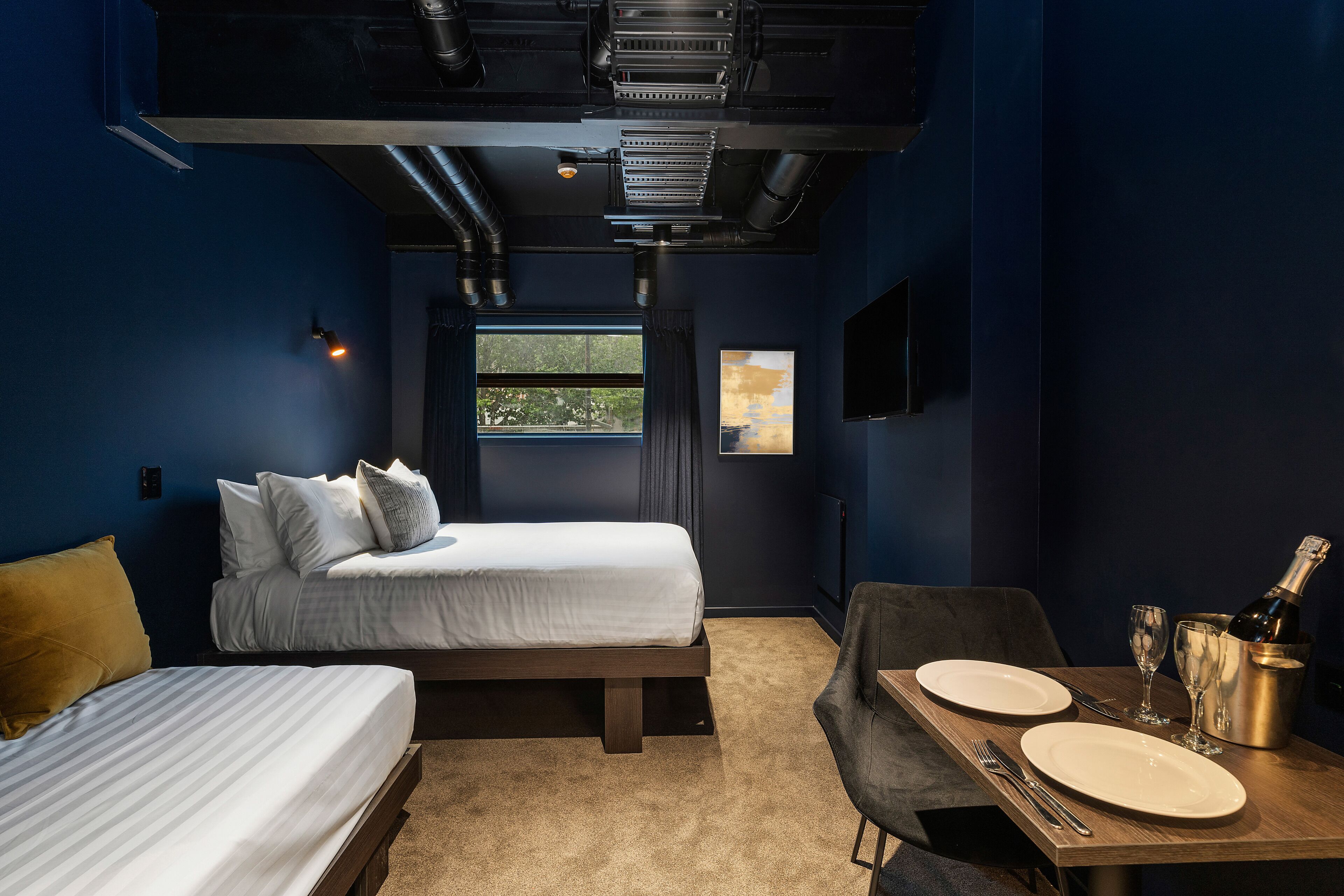 Abstract Hotel