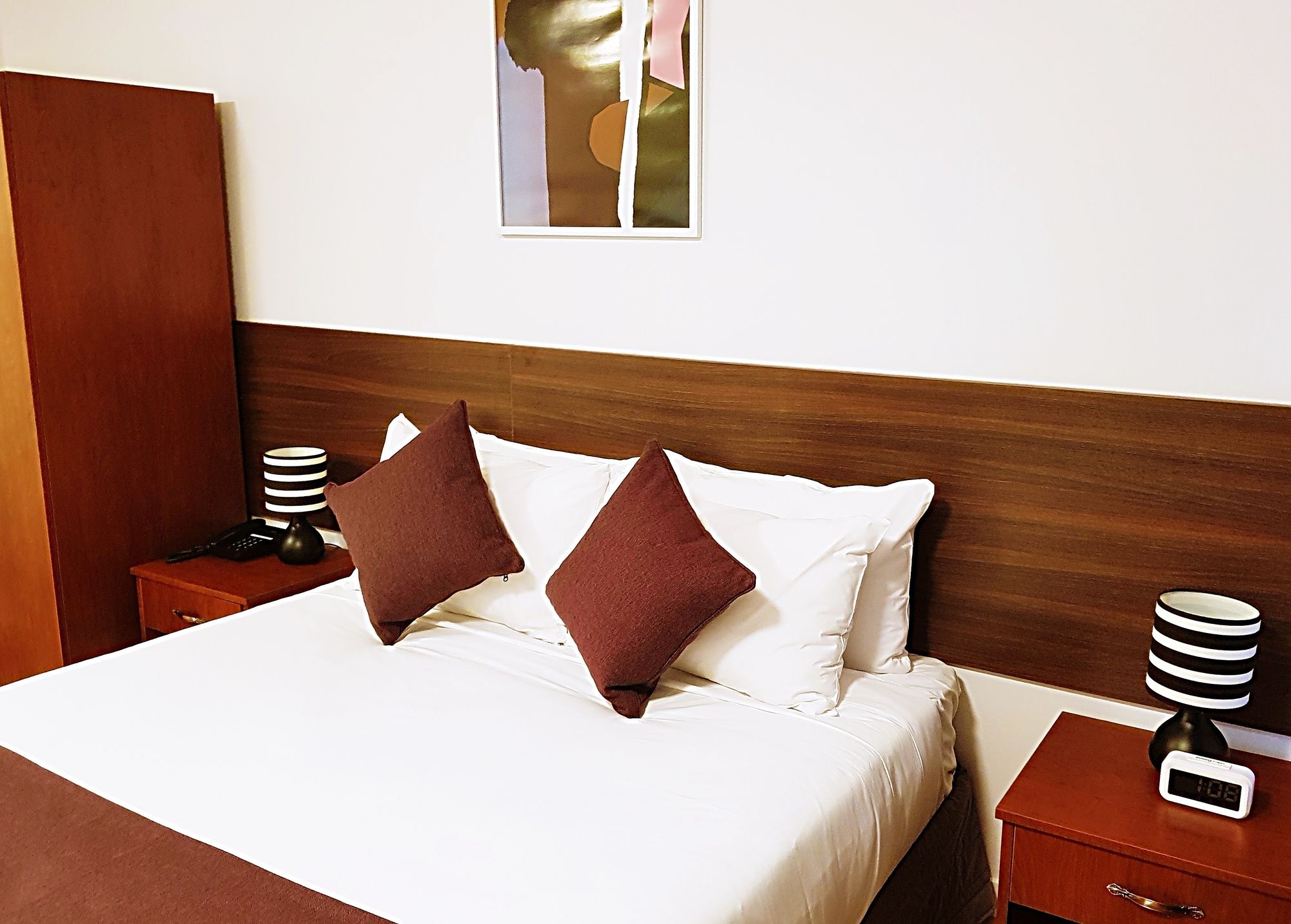 Airport Garden Inn Hotel & Conference Centre