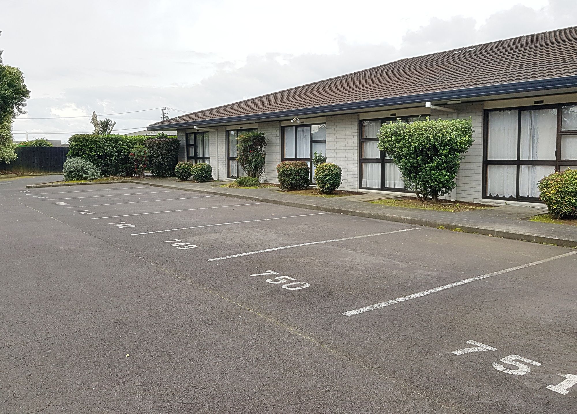 Airport Garden Inn Hotel & Conference Centre