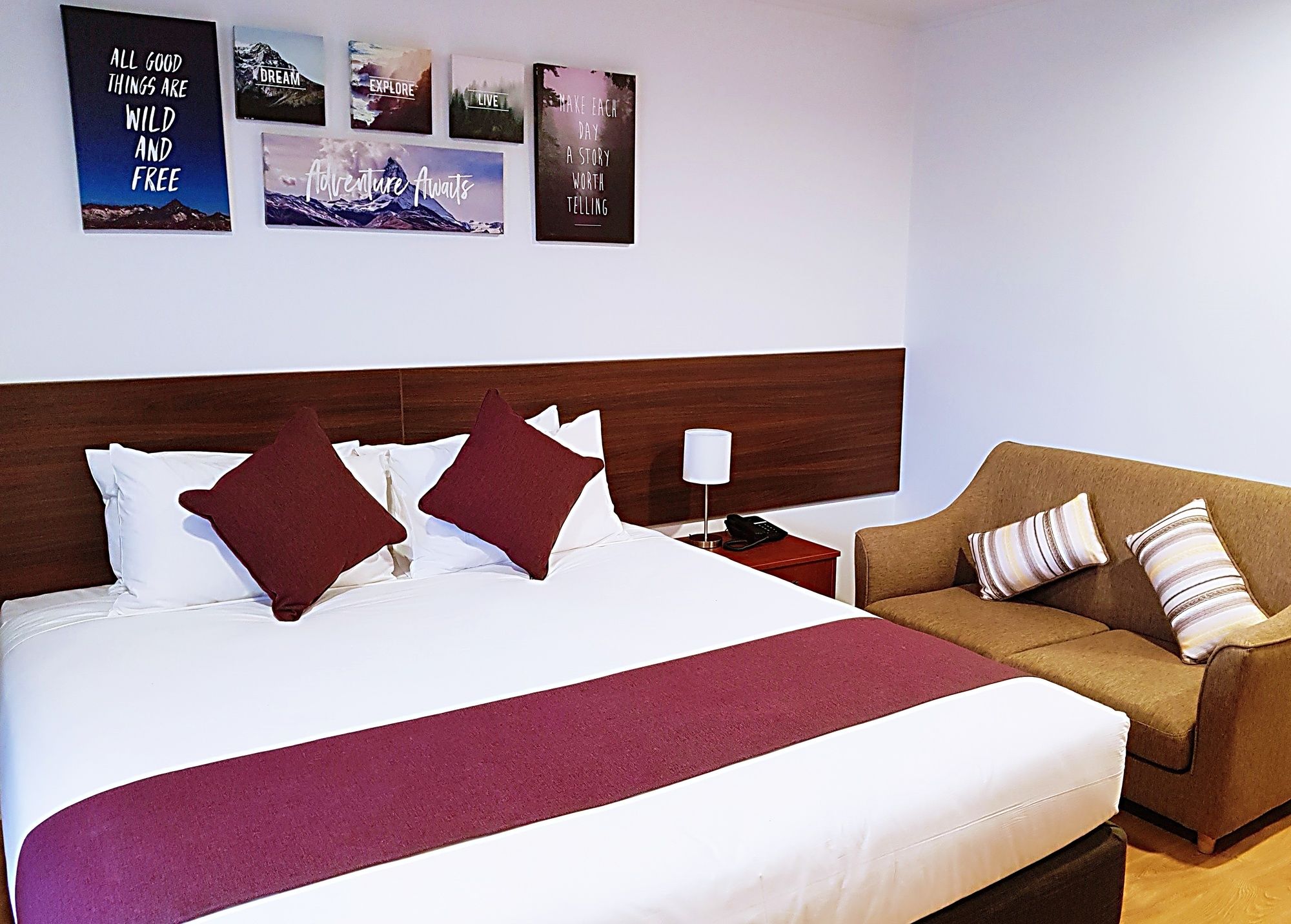 Airport Garden Inn Hotel & Conference Centre
