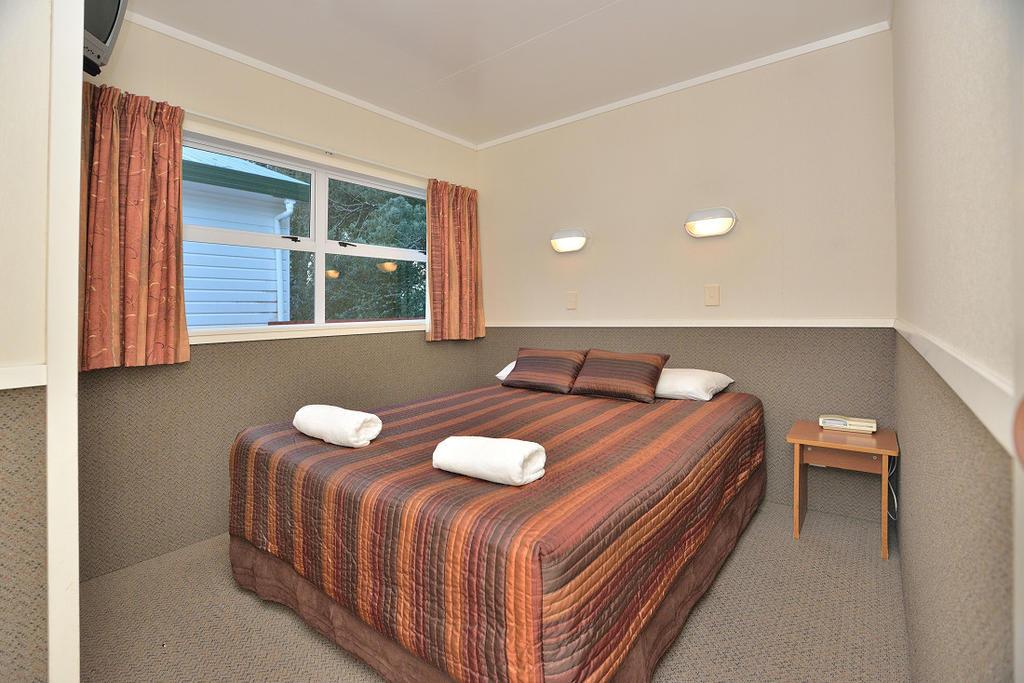 Auckland North Shore Motels & Holiday Park