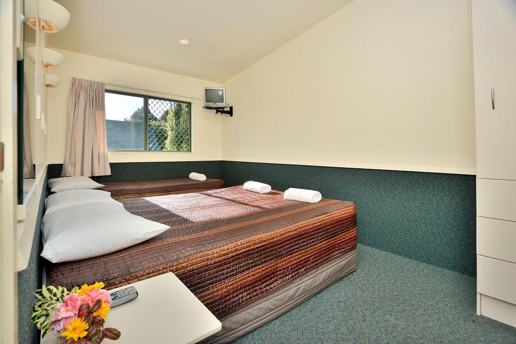 Auckland North Shore Motels & Holiday Park