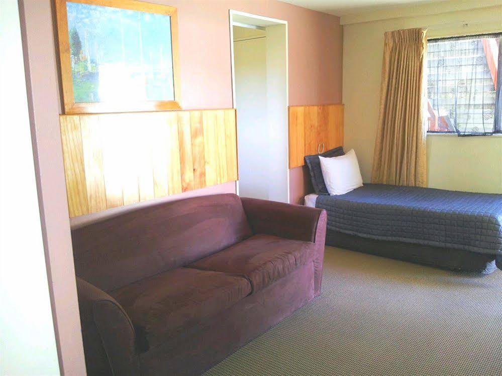 Avondale Motor Inn
