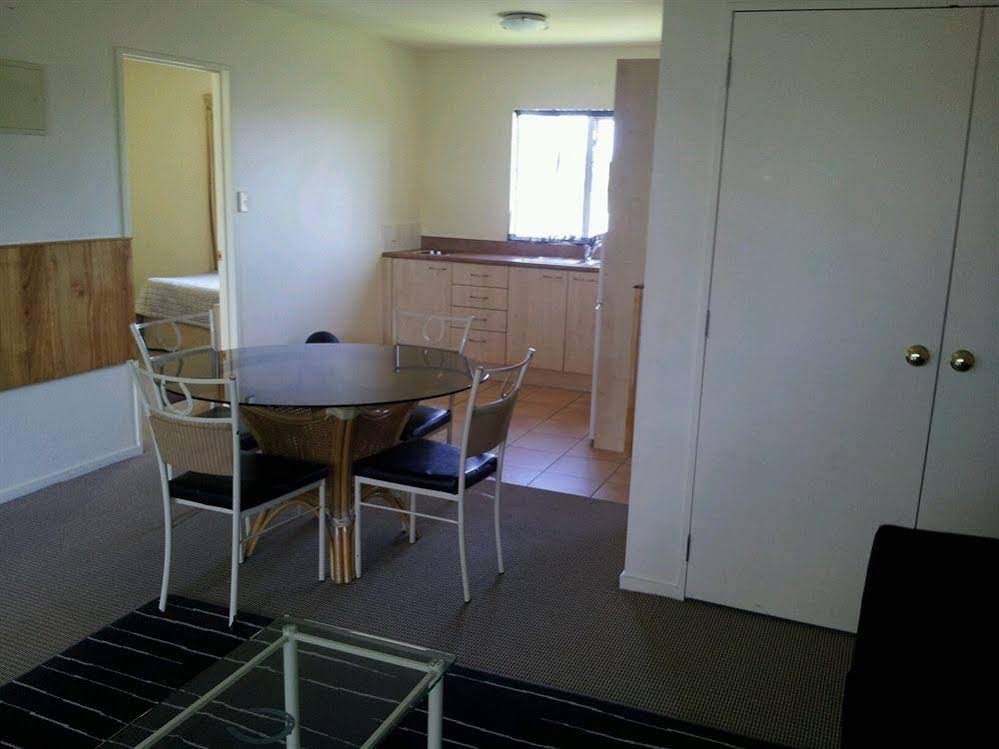 Avondale Motor Inn
