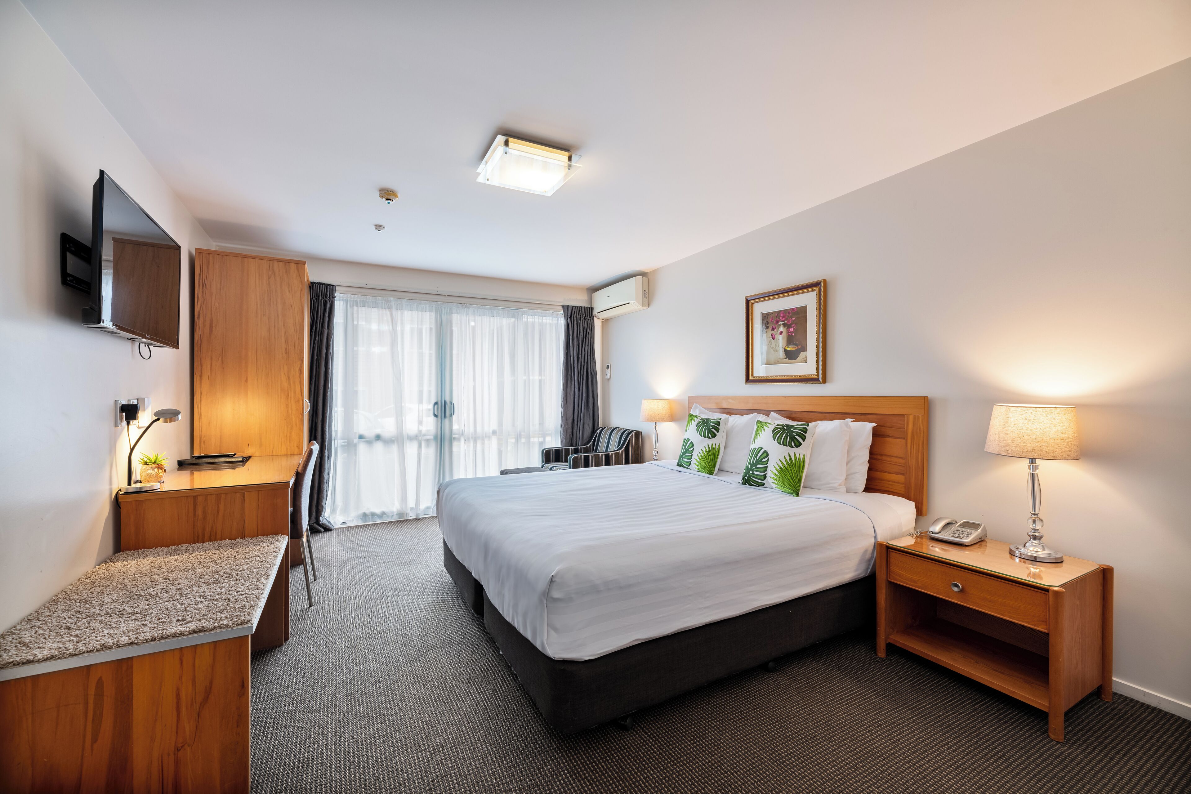 Best Western Newmarket Inn & Suites