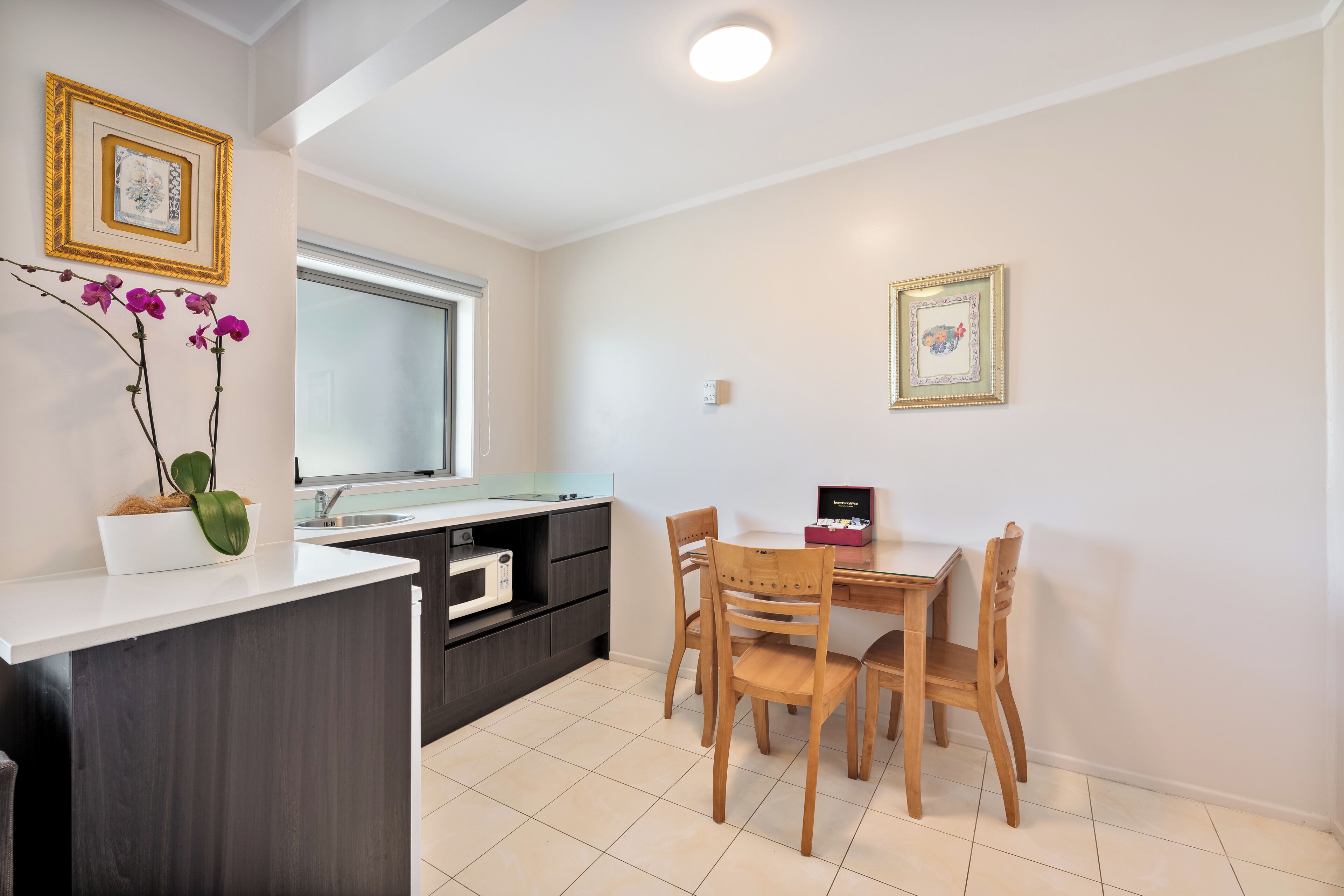 Best Western Newmarket Inn & Suites