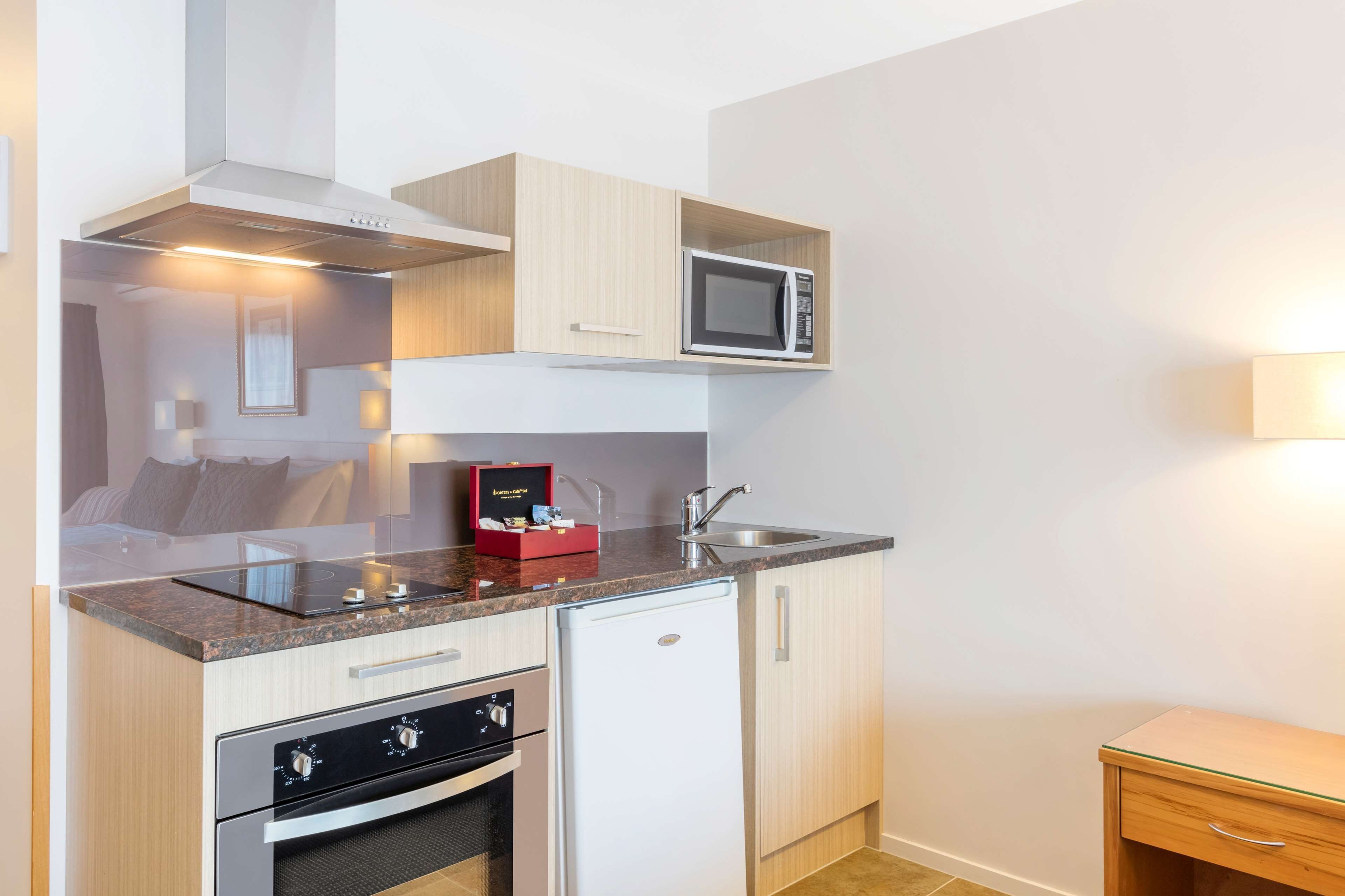 Best Western Newmarket Inn & Suites
