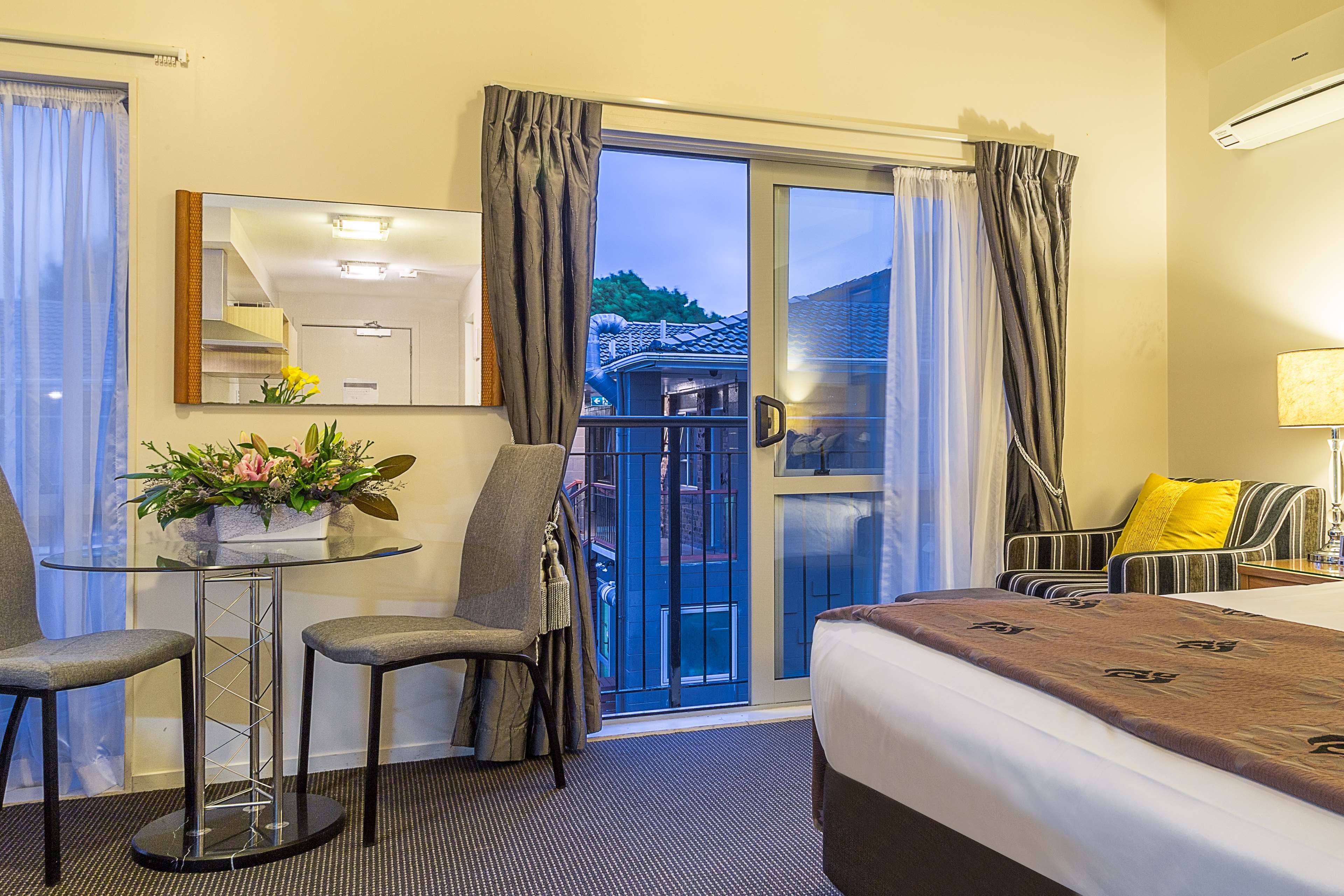 Best Western Newmarket Inn & Suites