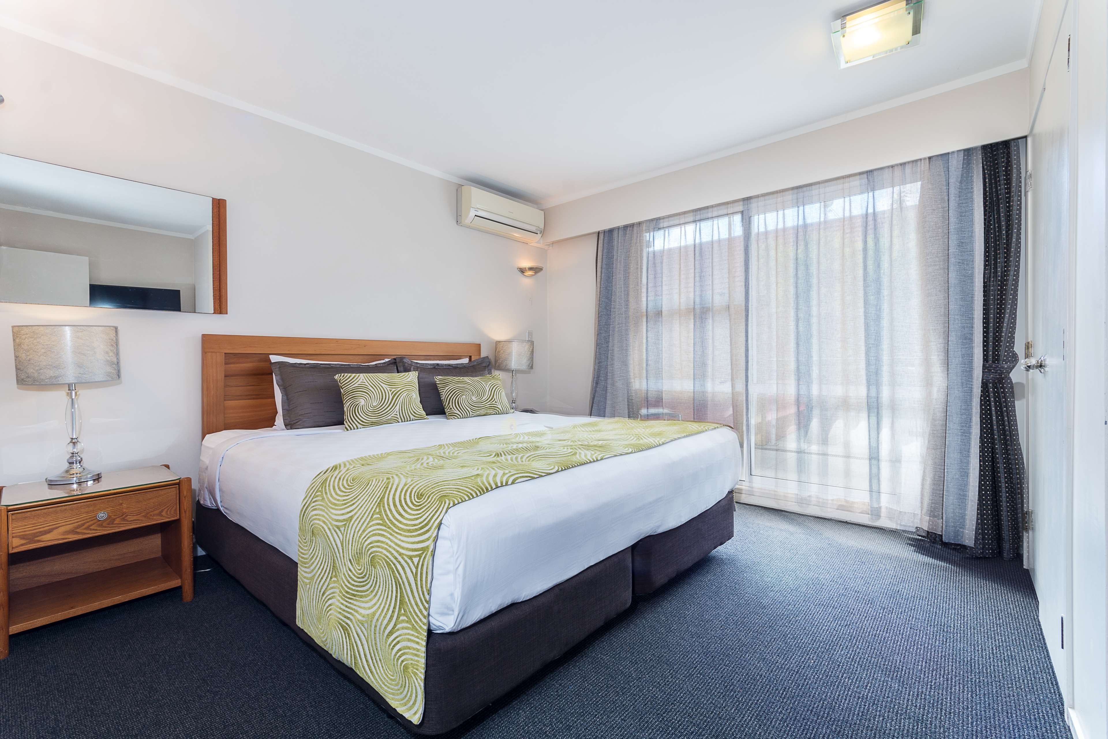 Best Western Newmarket Inn & Suites