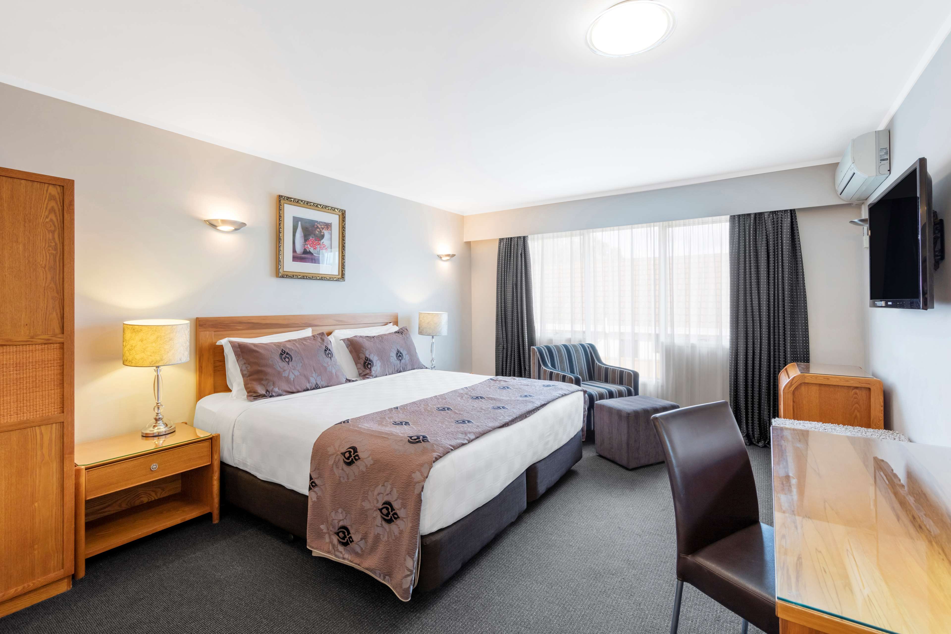Best Western Newmarket Inn & Suites