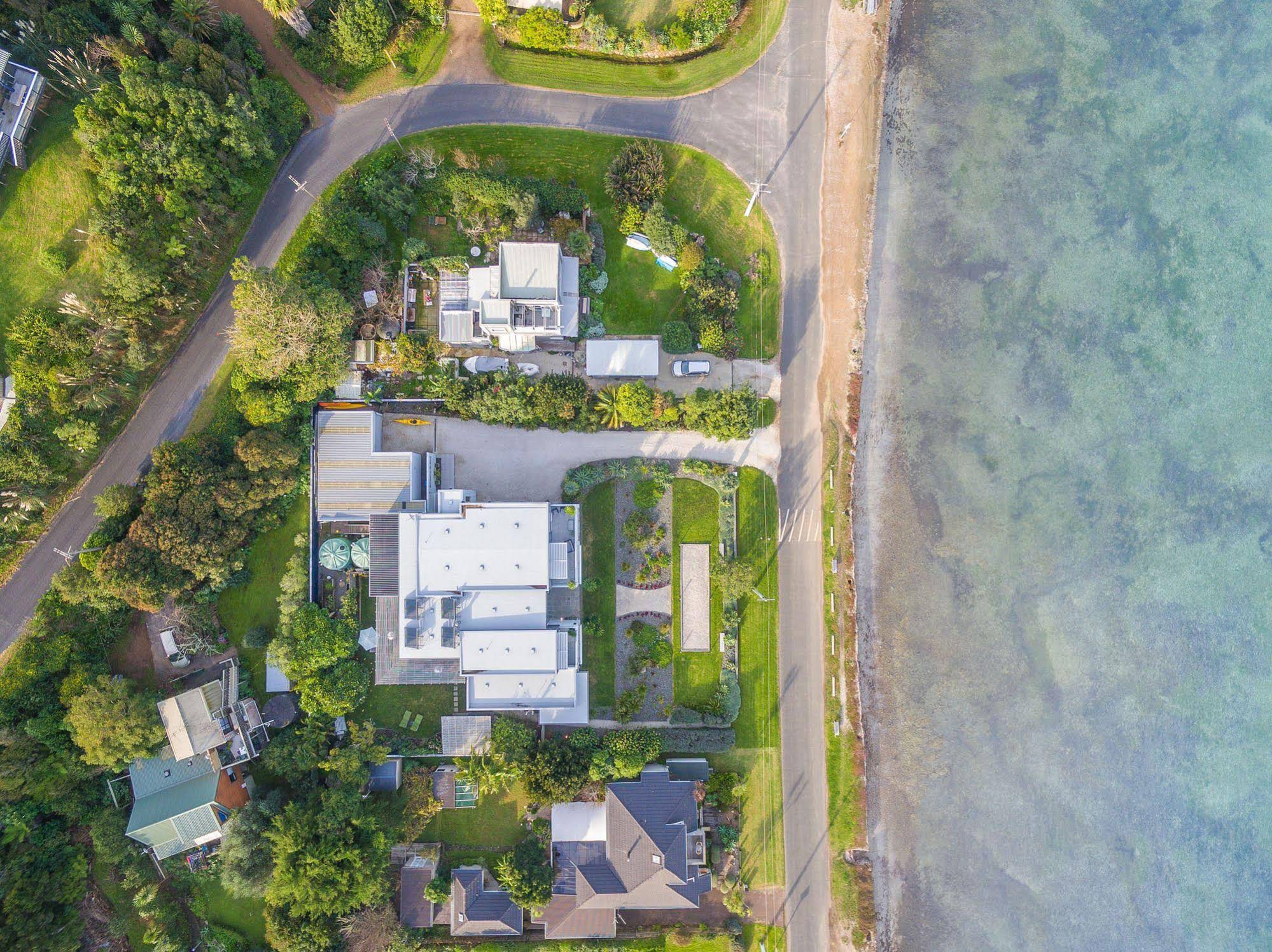 Waiheke Waterfront Lodge