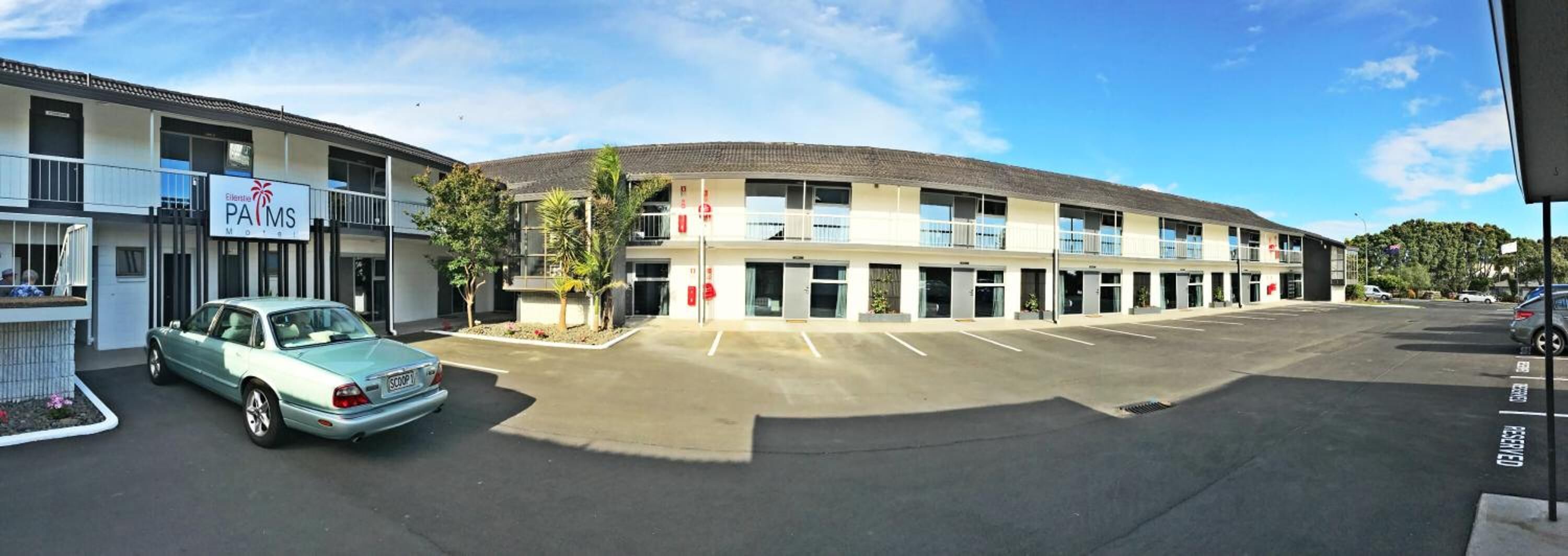 Ellerslie Palms Motel