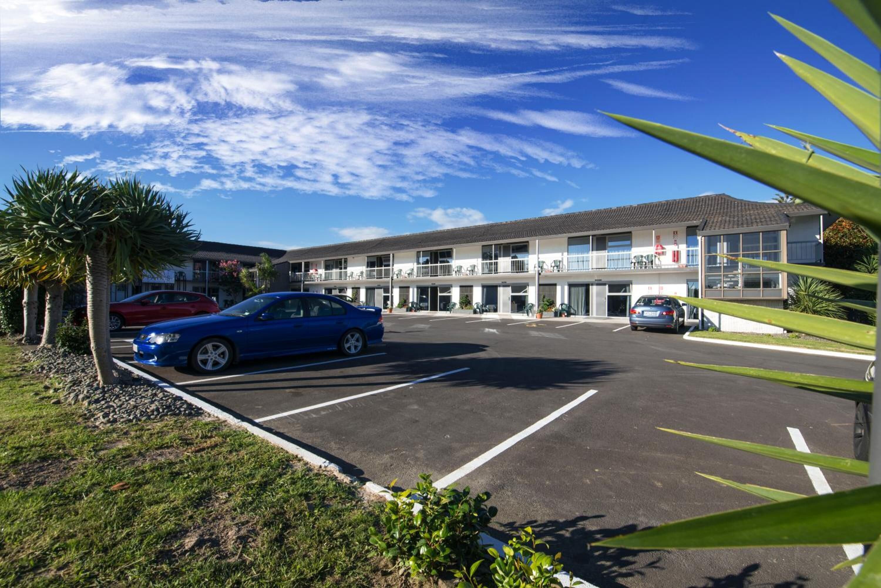 Ellerslie Palms Motel