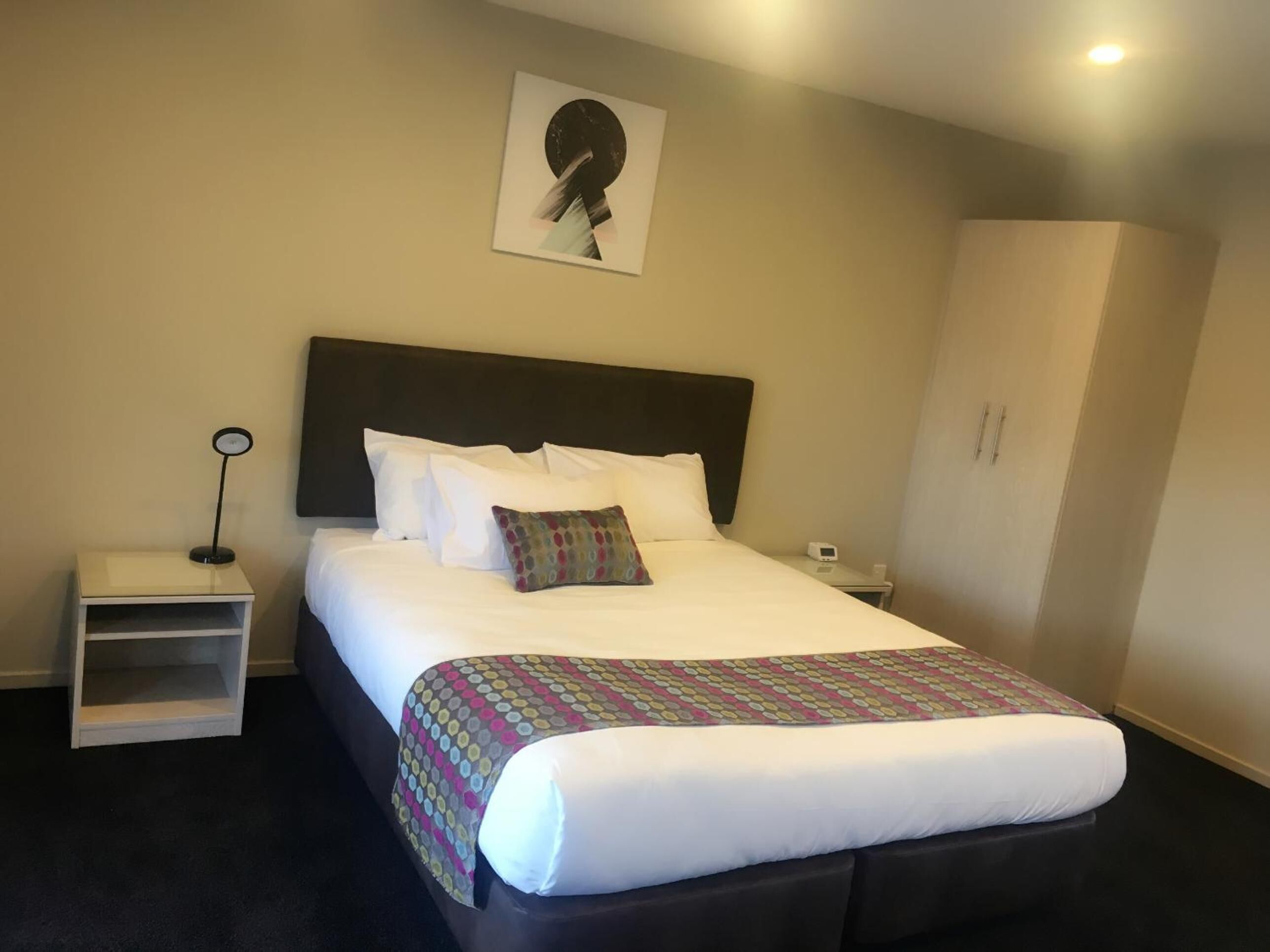 Ellerslie Palms Motel