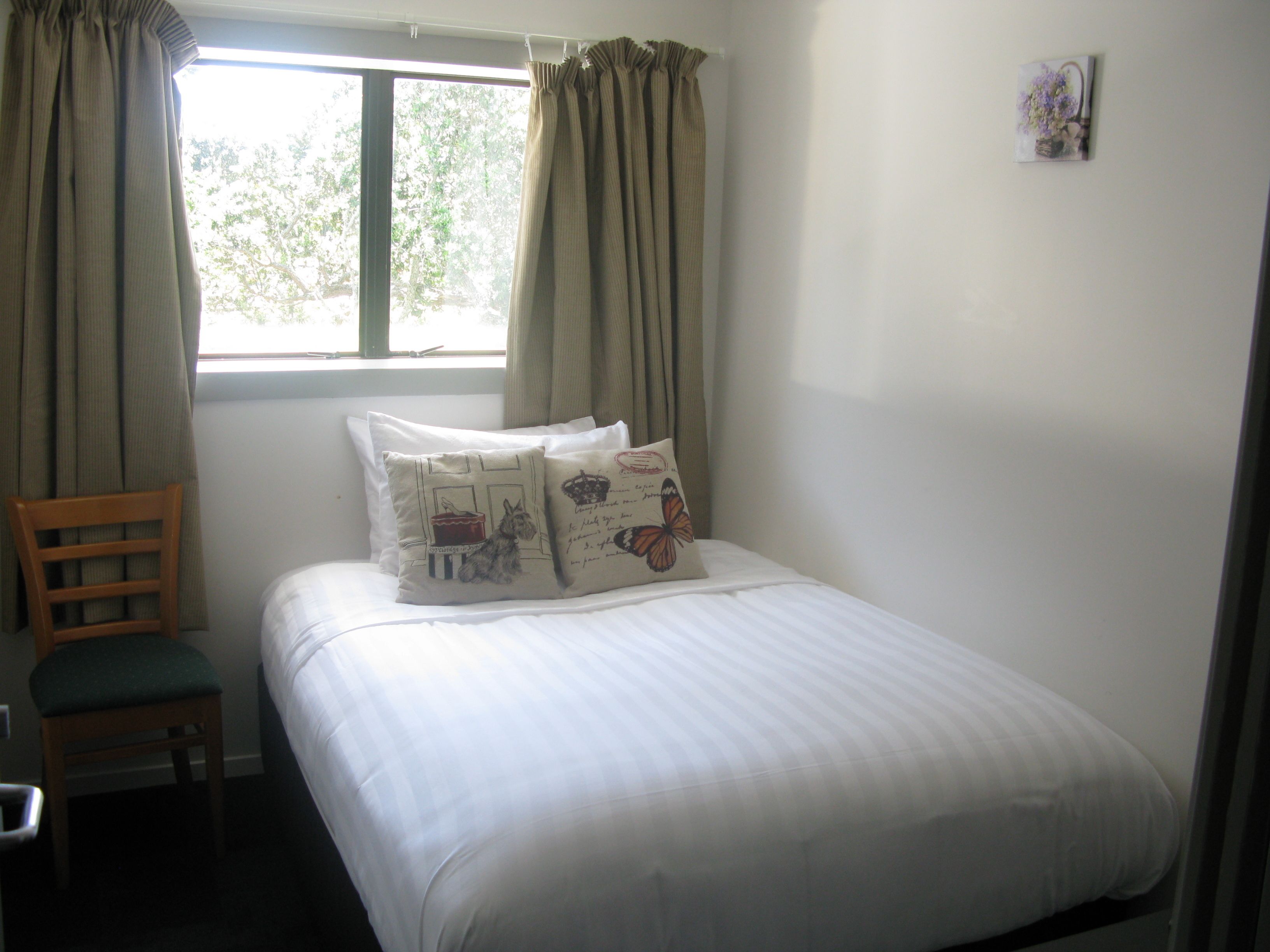 Greenlane Motel