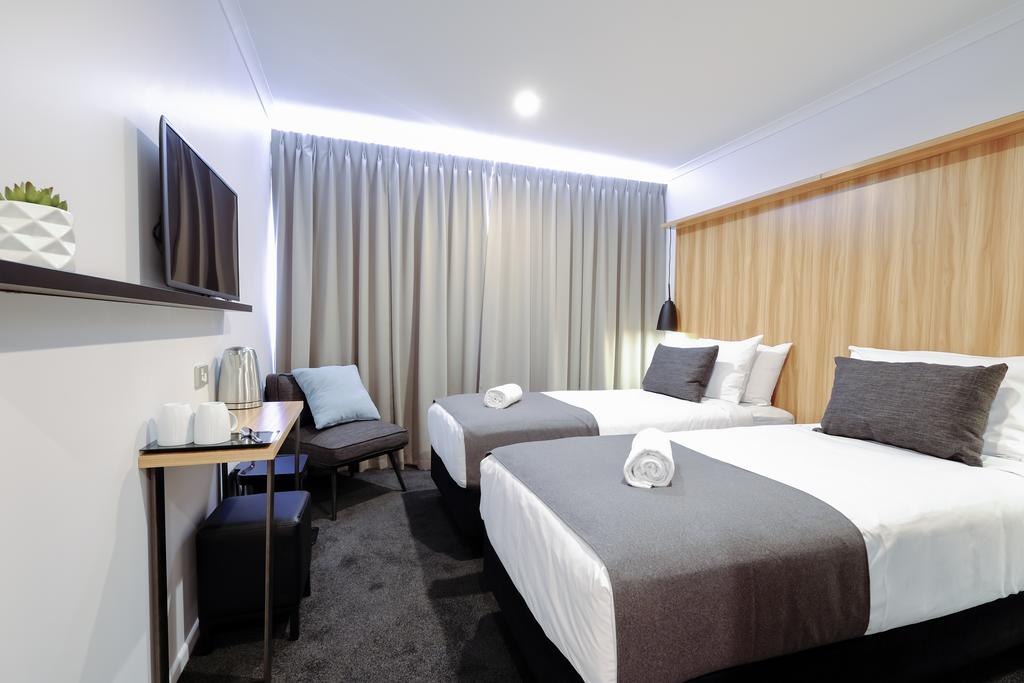 No. 9 Hotel