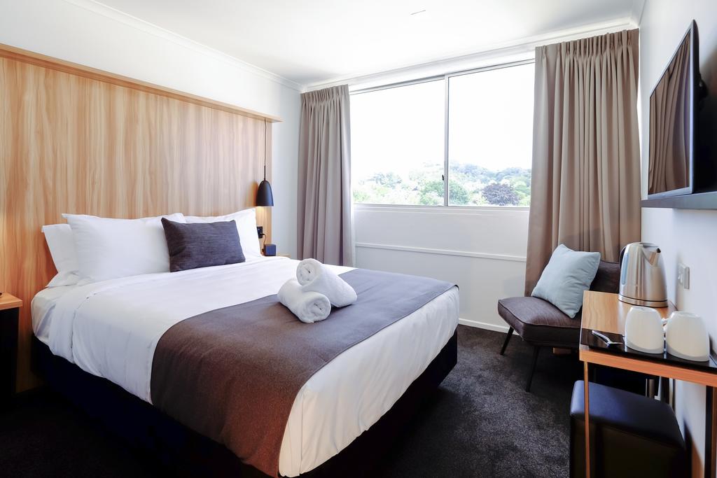 No. 9 Hotel