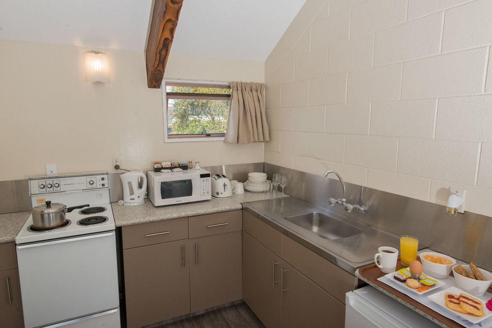 Howick Motor Lodge