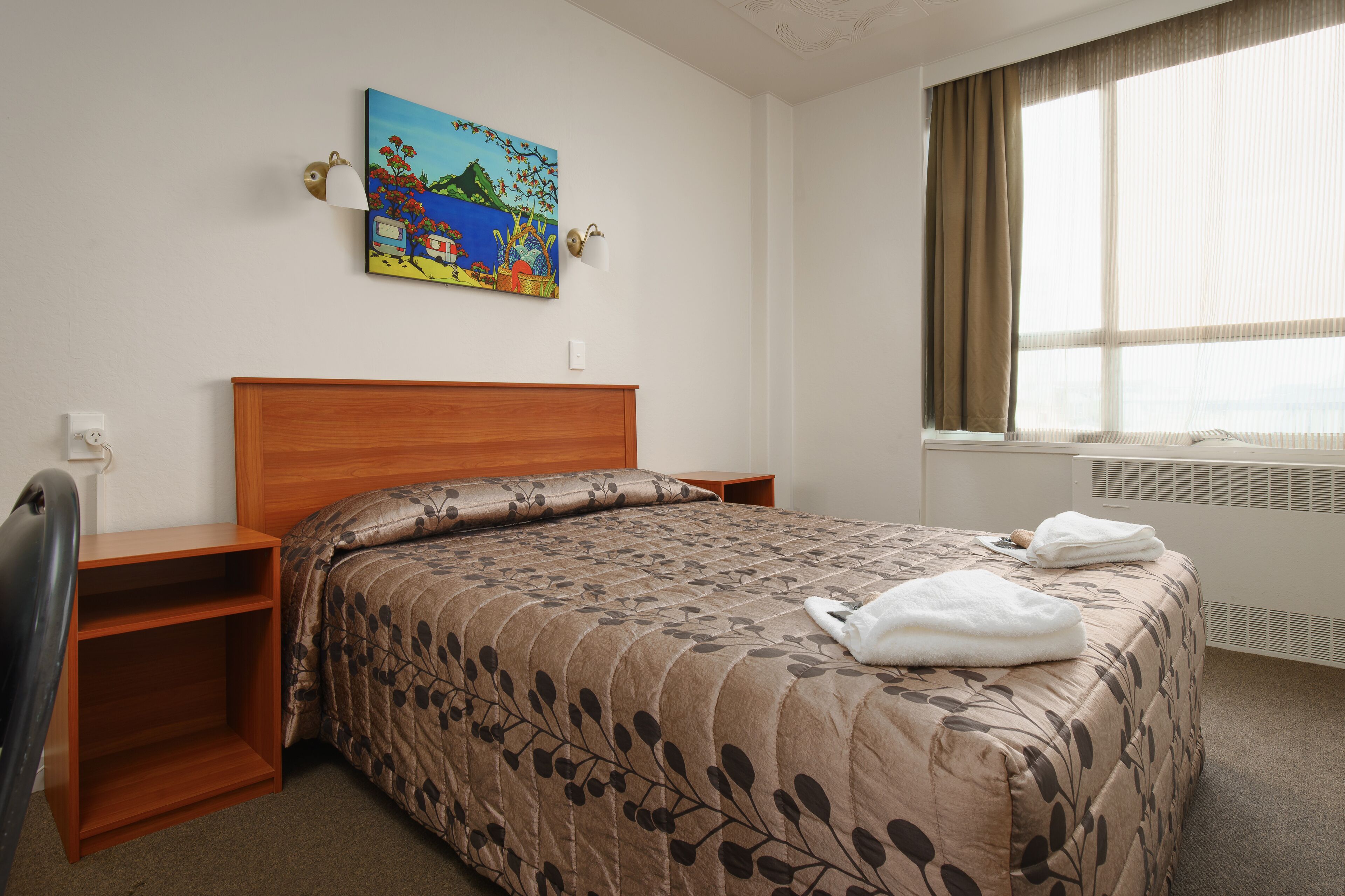 Kiwi International Hotel
