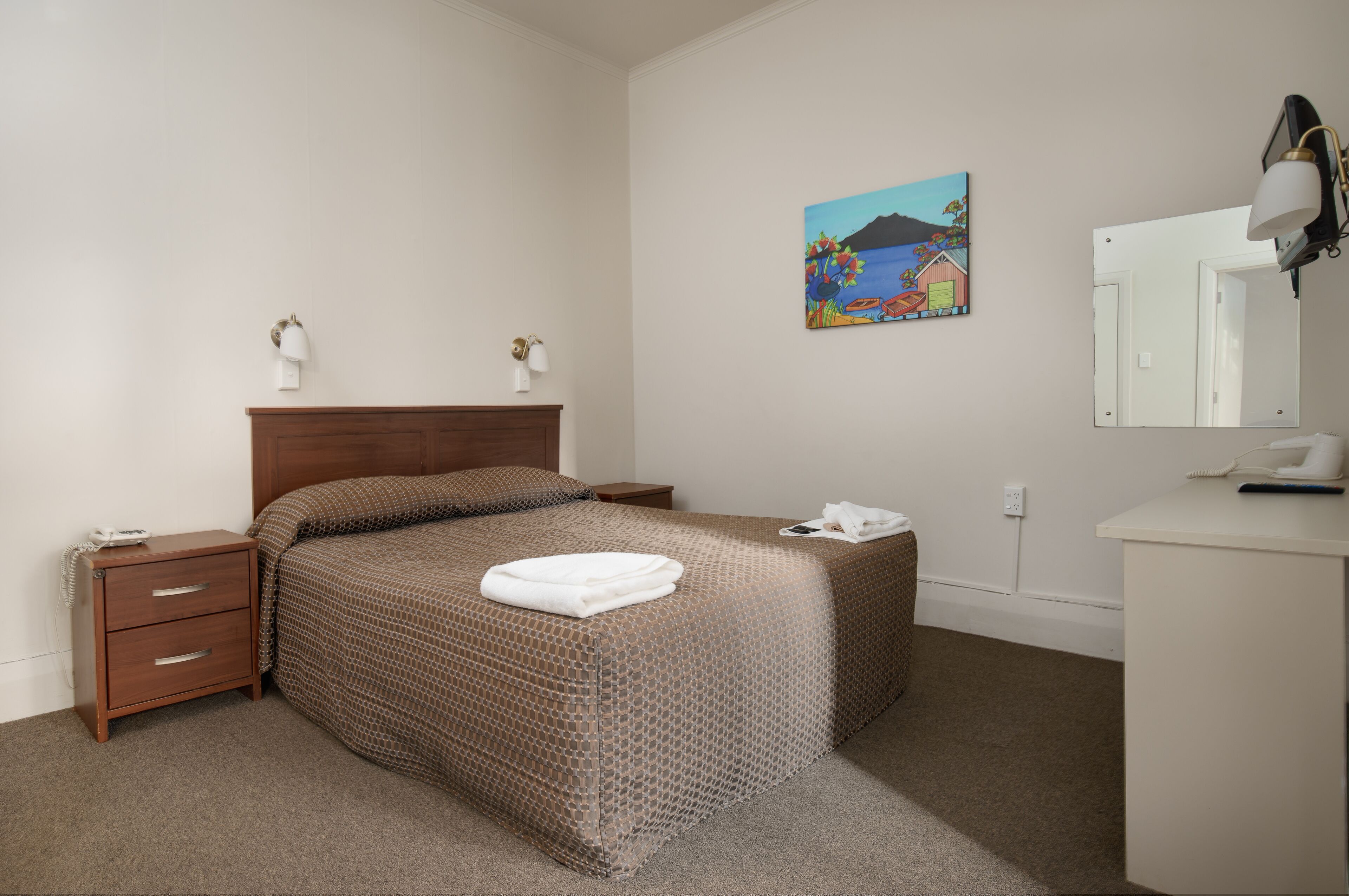 Kiwi International Hotel