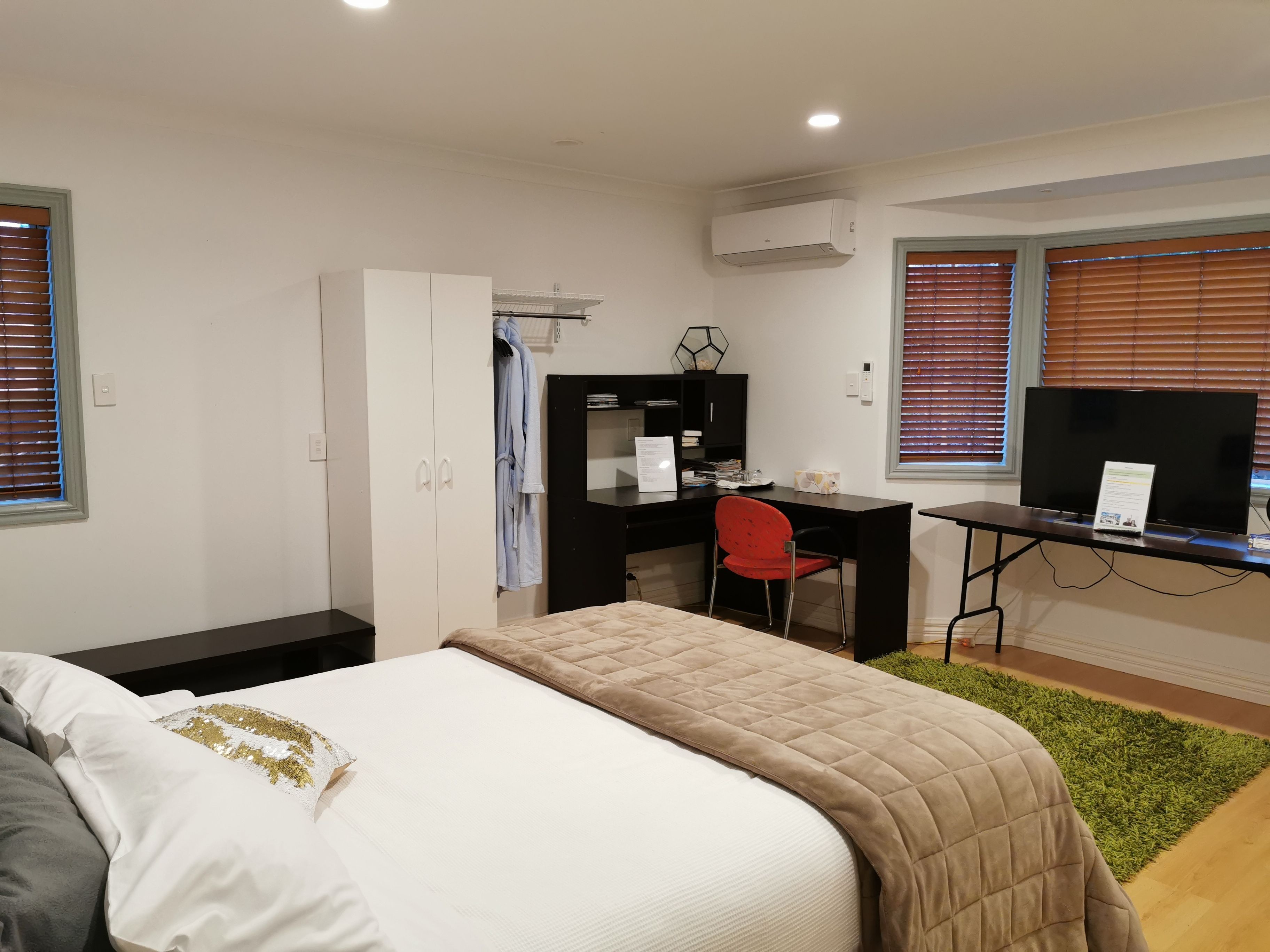 Lush & Co Auckland Bed & Breakfast
