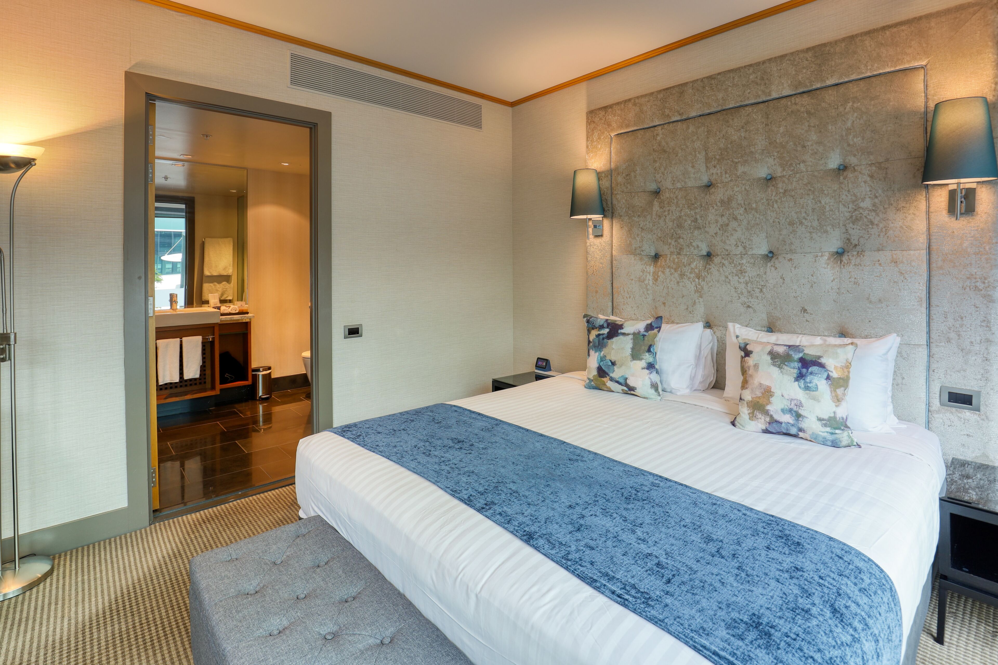 Marsden Viaduct Hotel