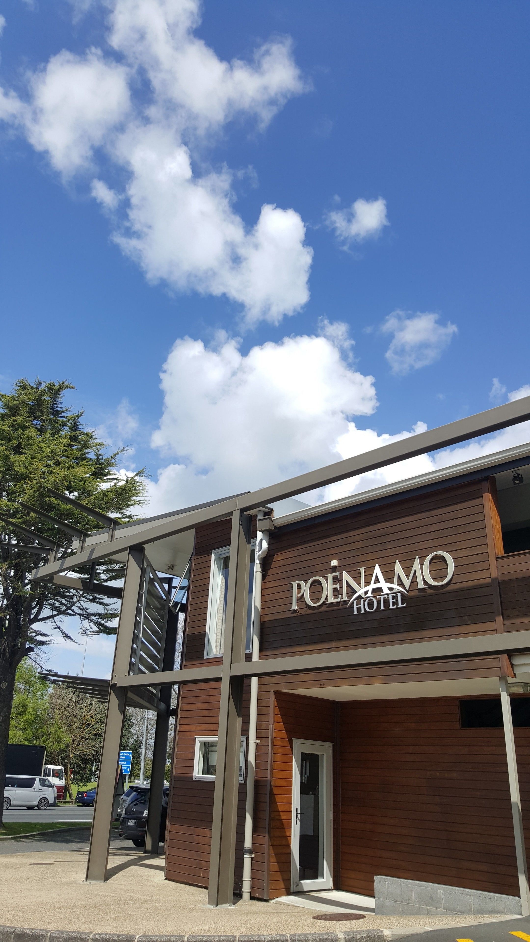 Poenamo Hotel