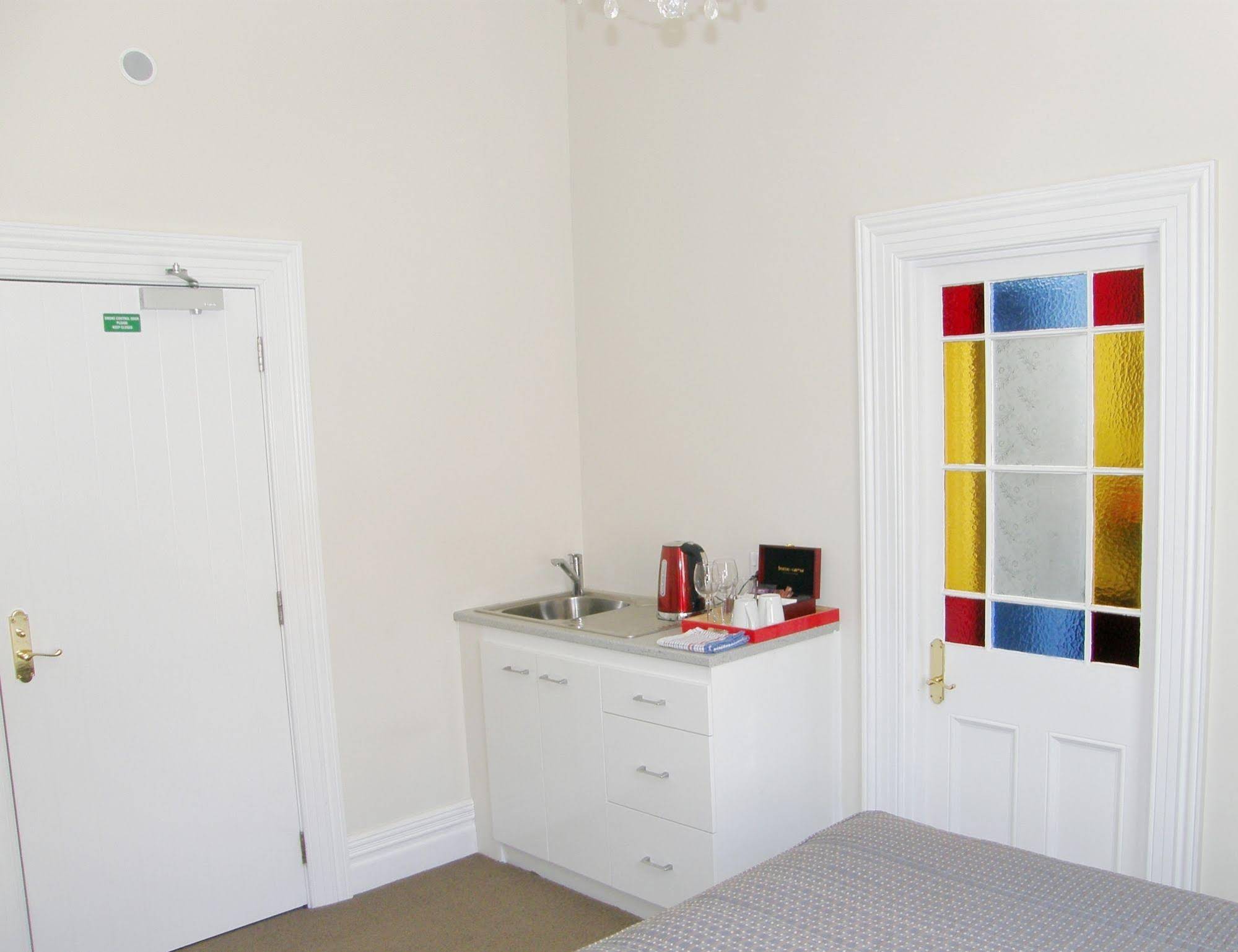 Ponsonby Manor Guest House