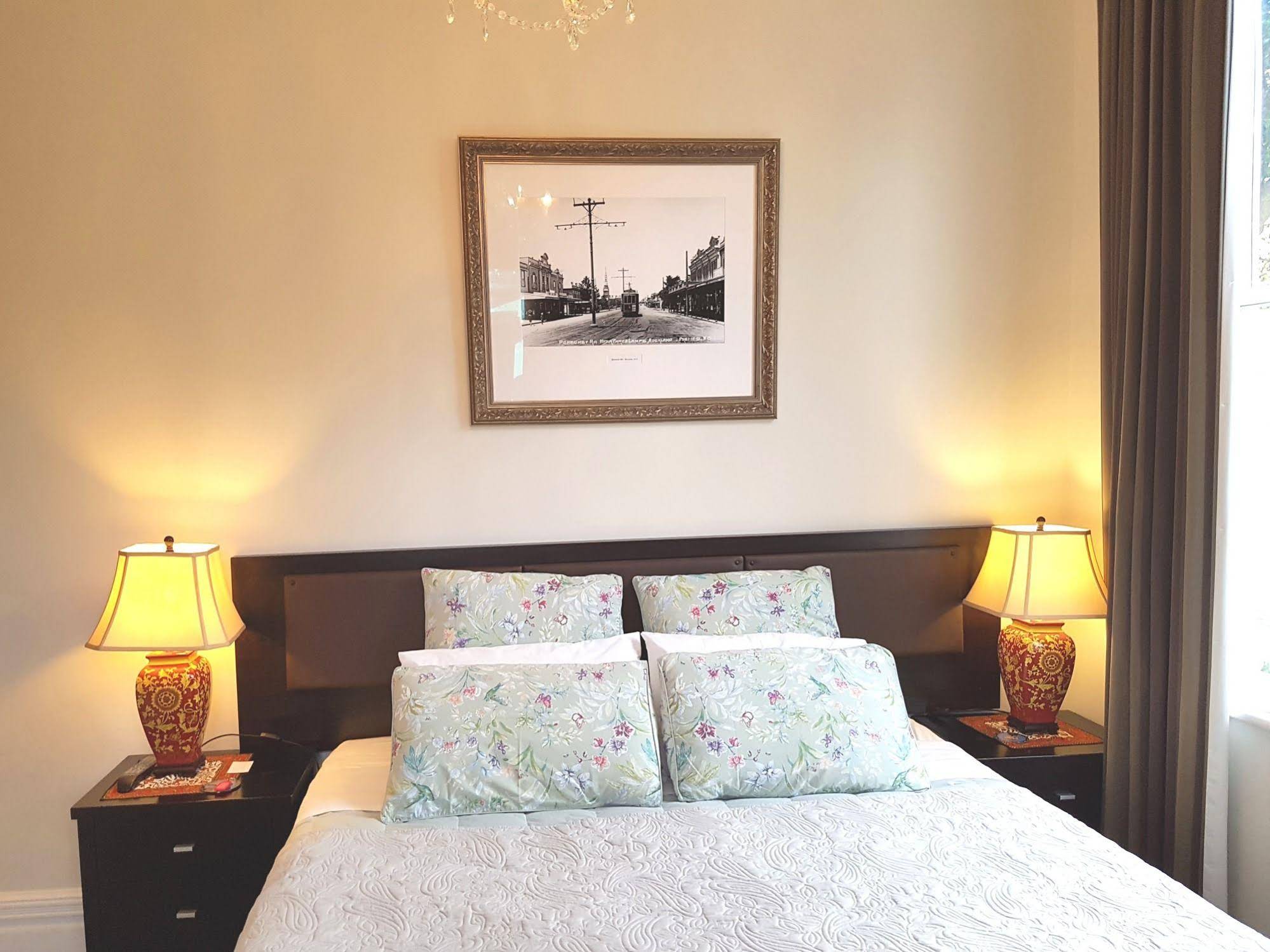 Ponsonby Manor Guest House