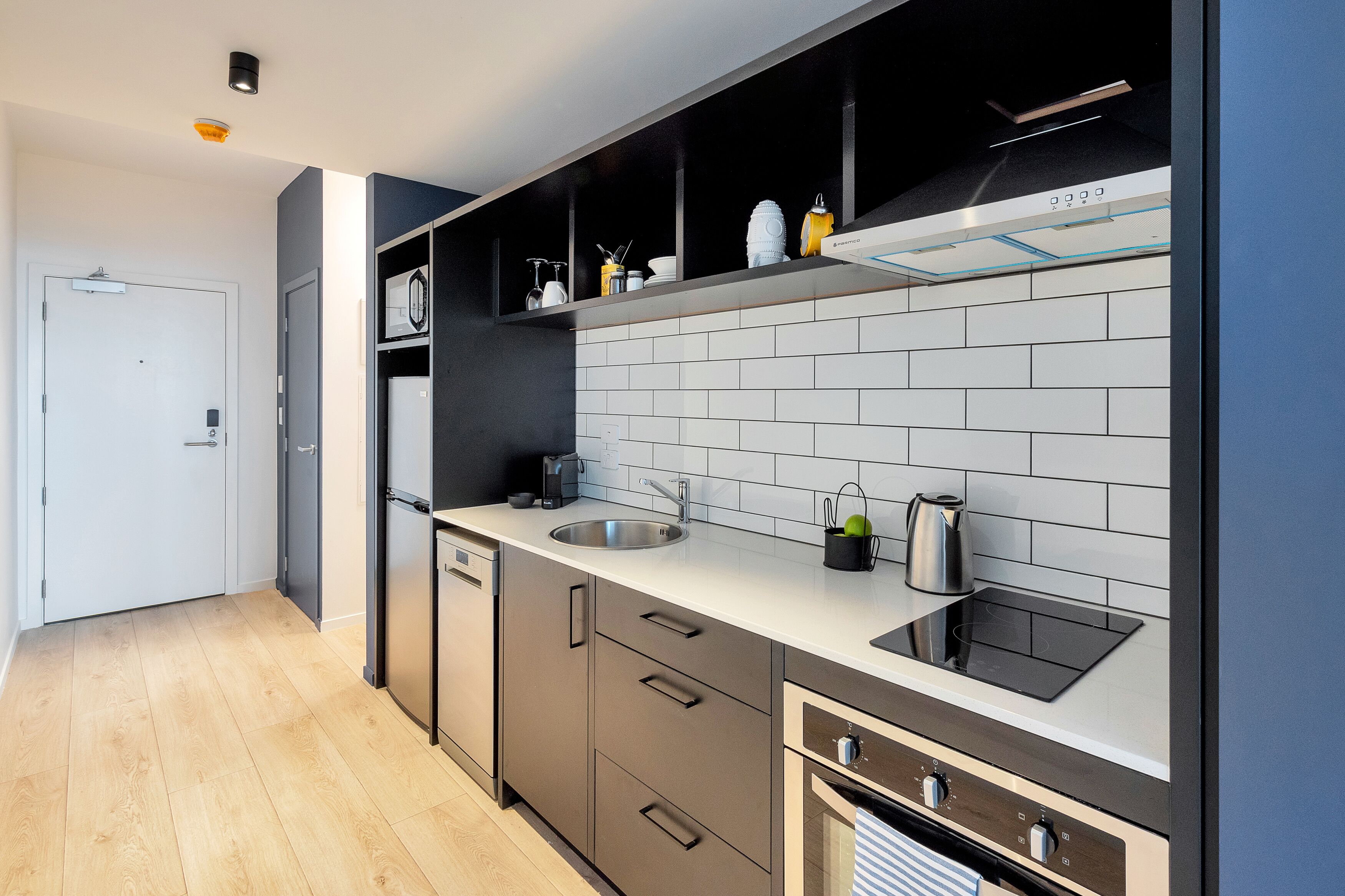 Roomie Apartments