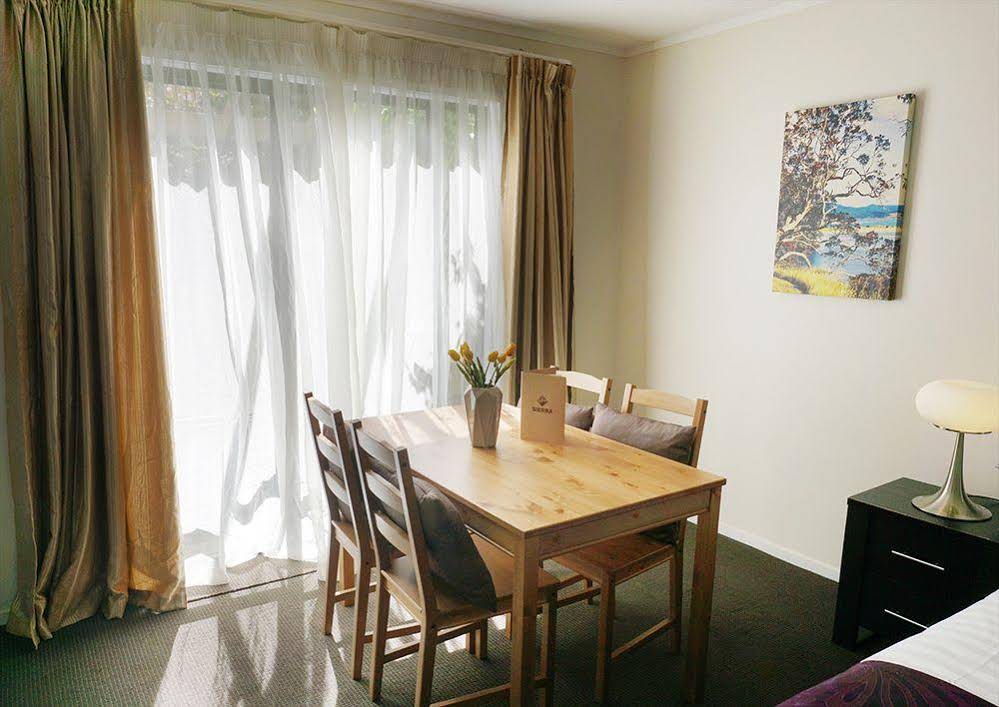 Royal Park Lodge