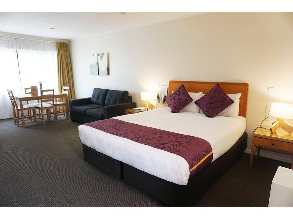 Royal Park Lodge