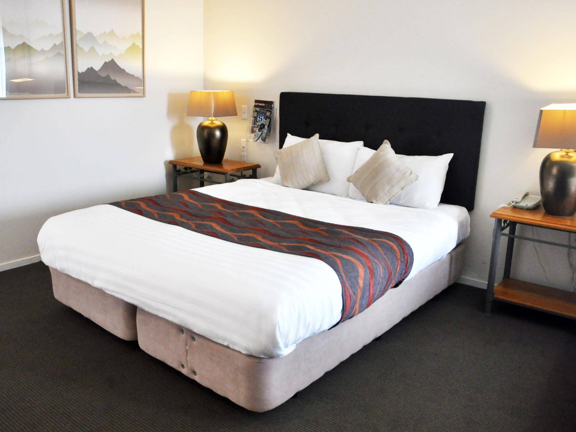Royal Park Lodge