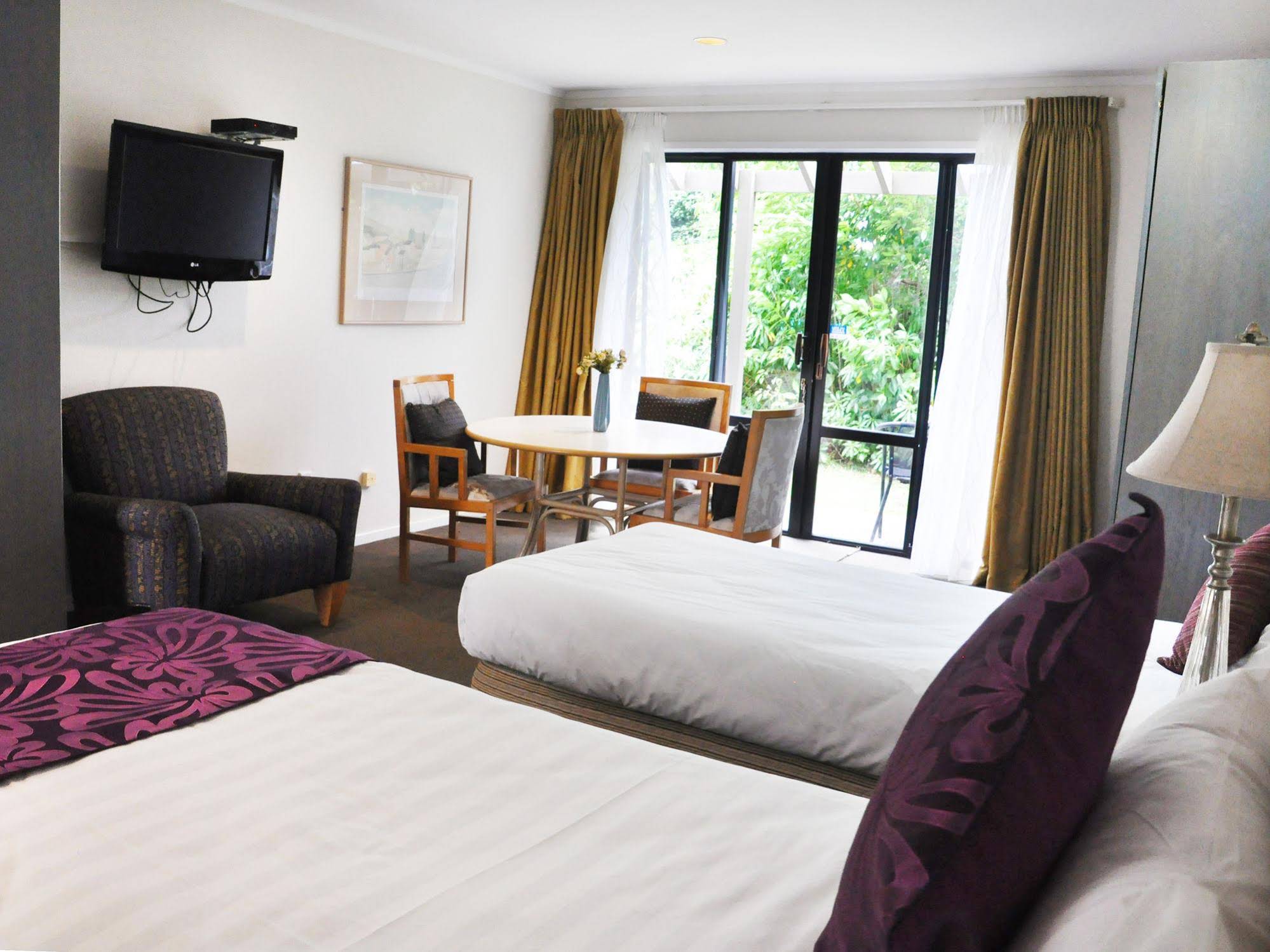 Royal Park Lodge