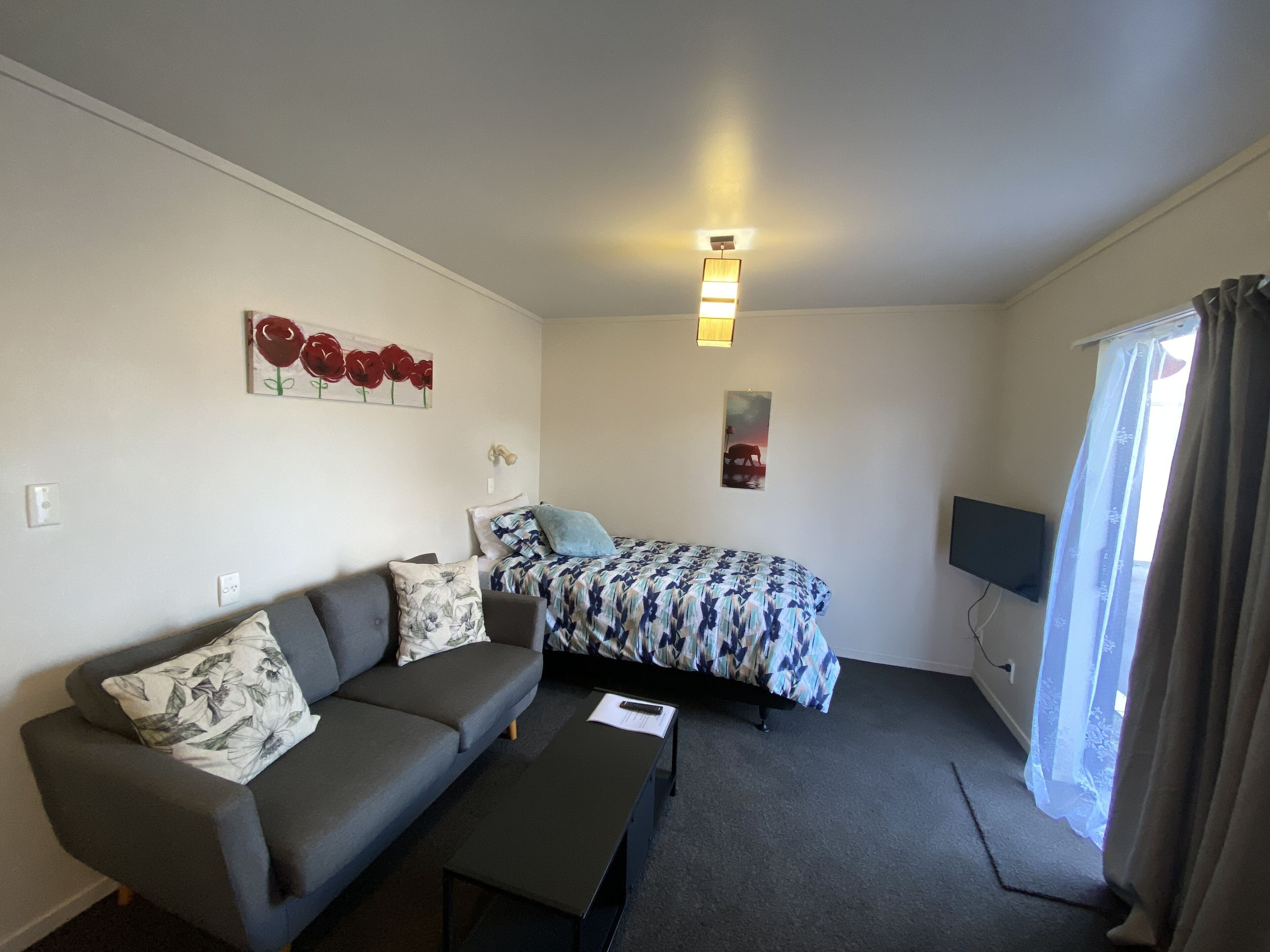 Summer Inn Motel