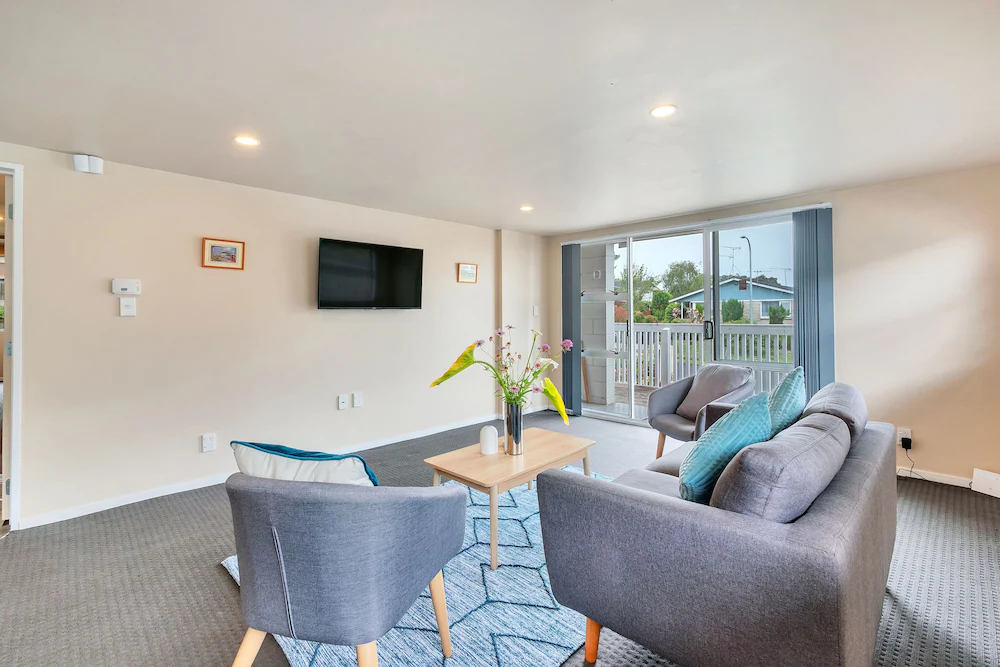Sunny Pakuranga Delight