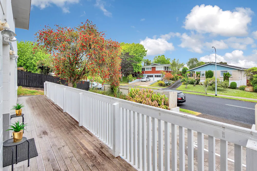 Sunny Pakuranga Delight