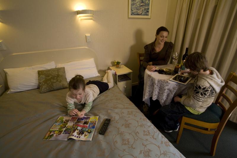 Tudor Court Motor Lodge