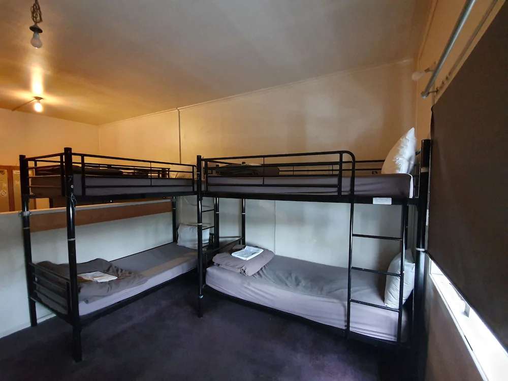 Uenuku Lodge - Hostel