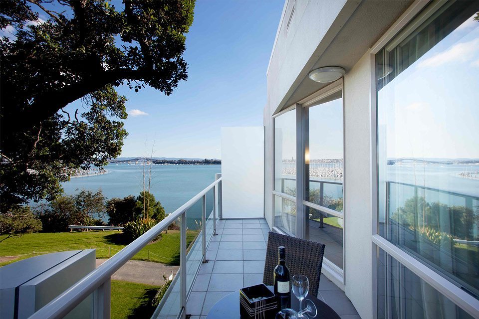 Ocean Breeze Hotel