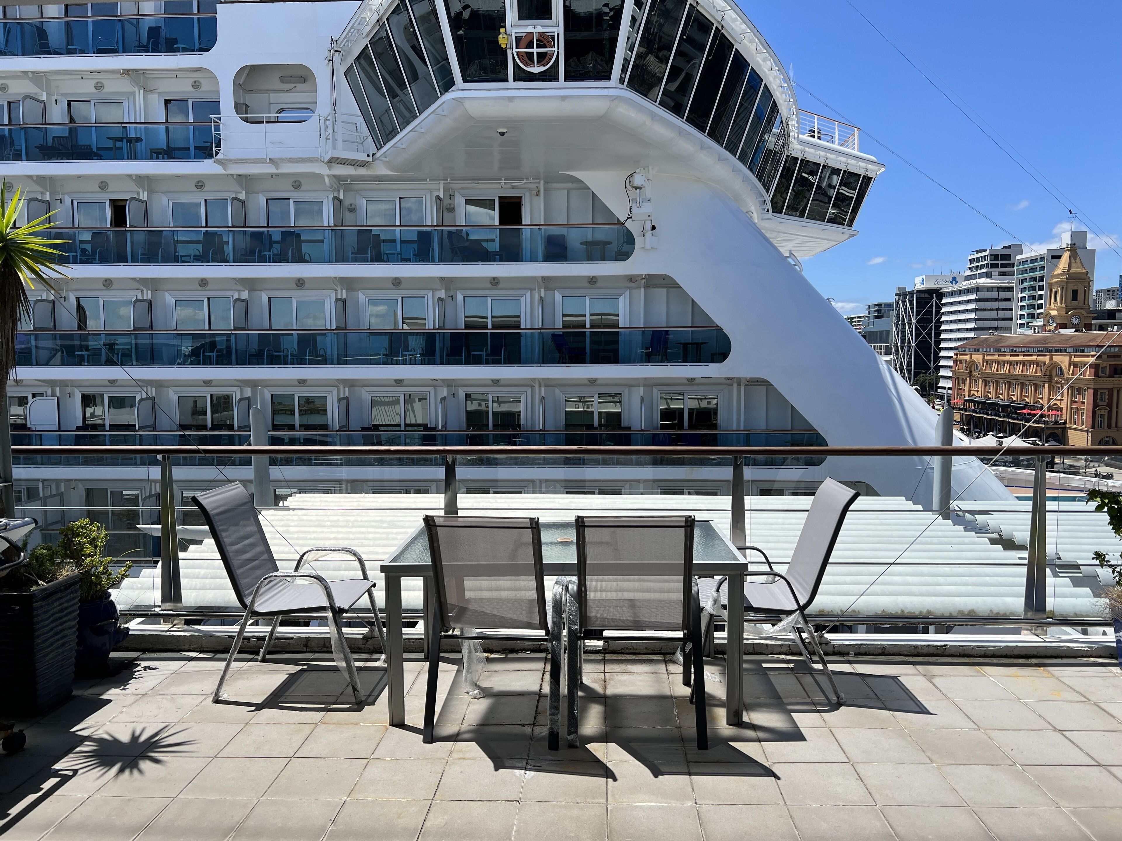 Waterfront Seaview Hotel Apartments