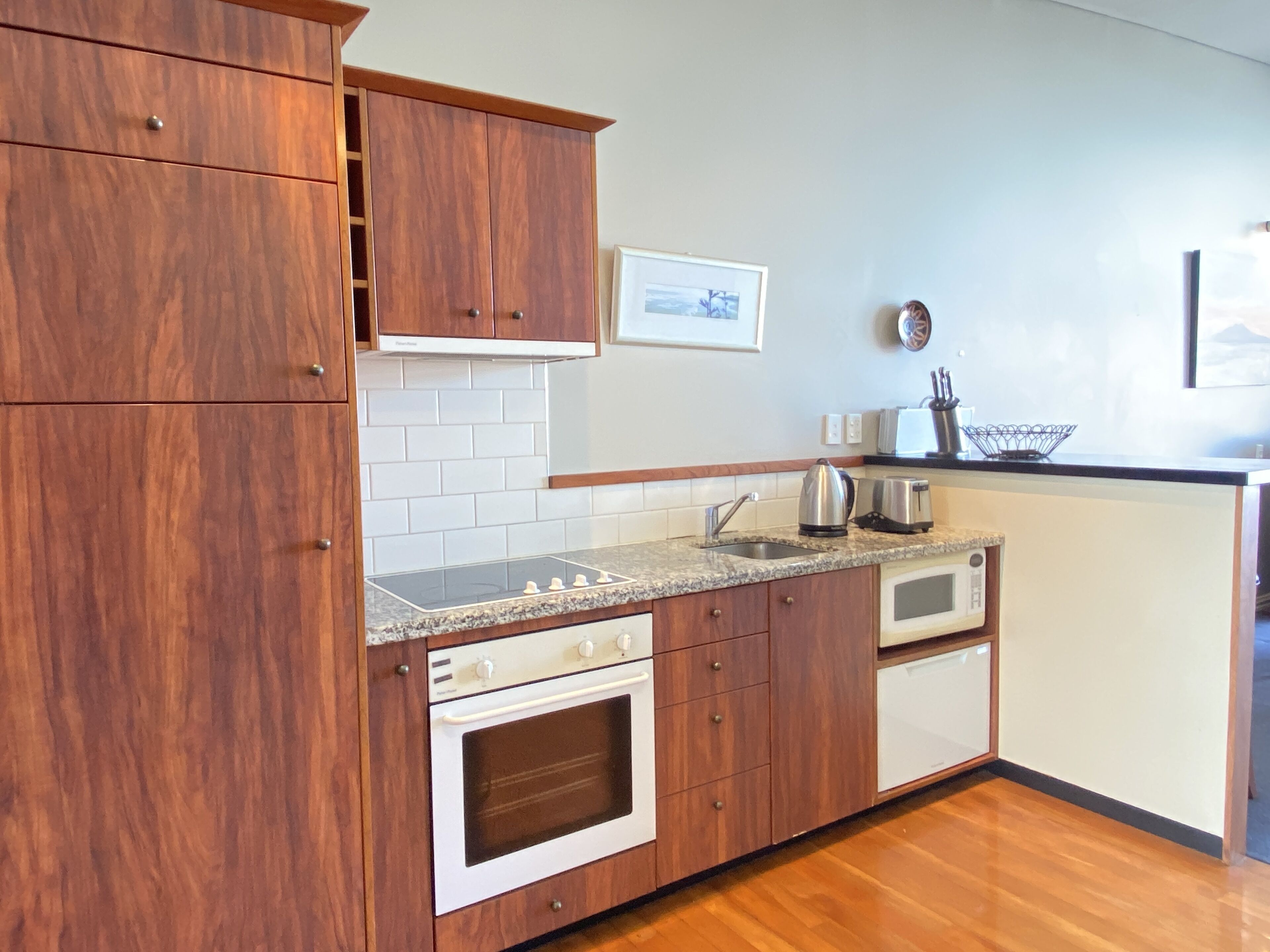 Waterfront Seaview Hotel Apartments