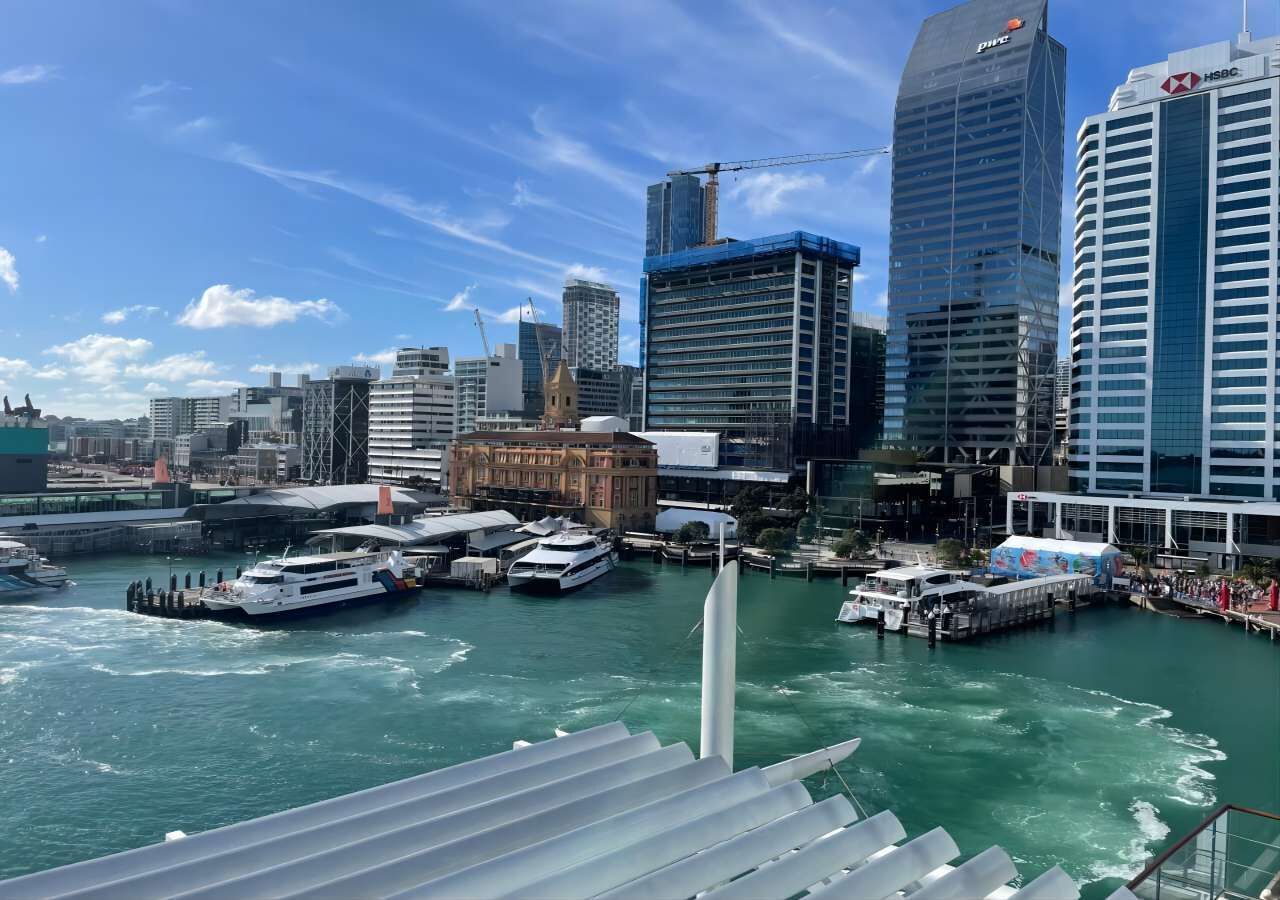 Waterfront Seaview Hotel Apartments